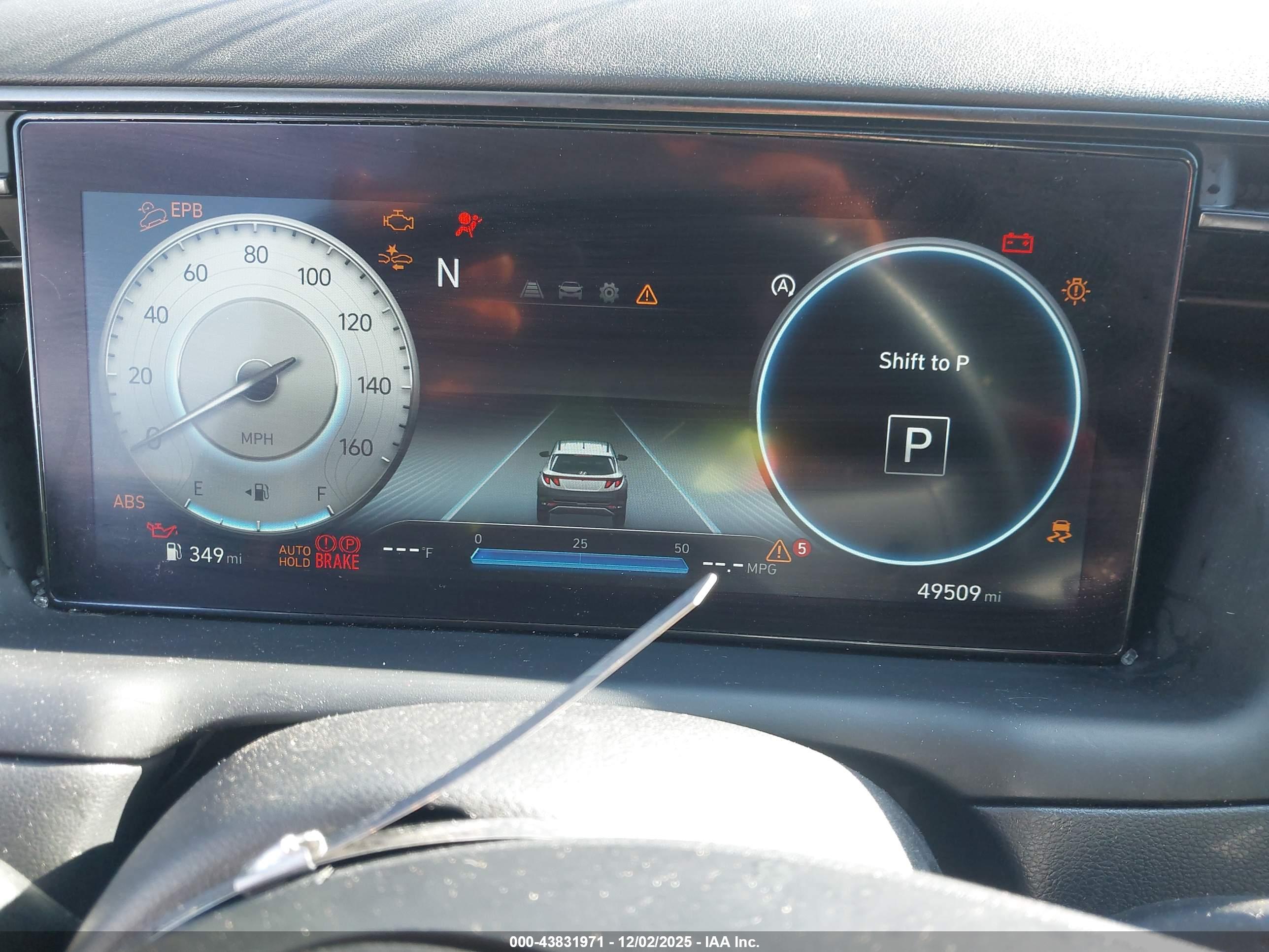 HYUNDAI TUCSON image 7