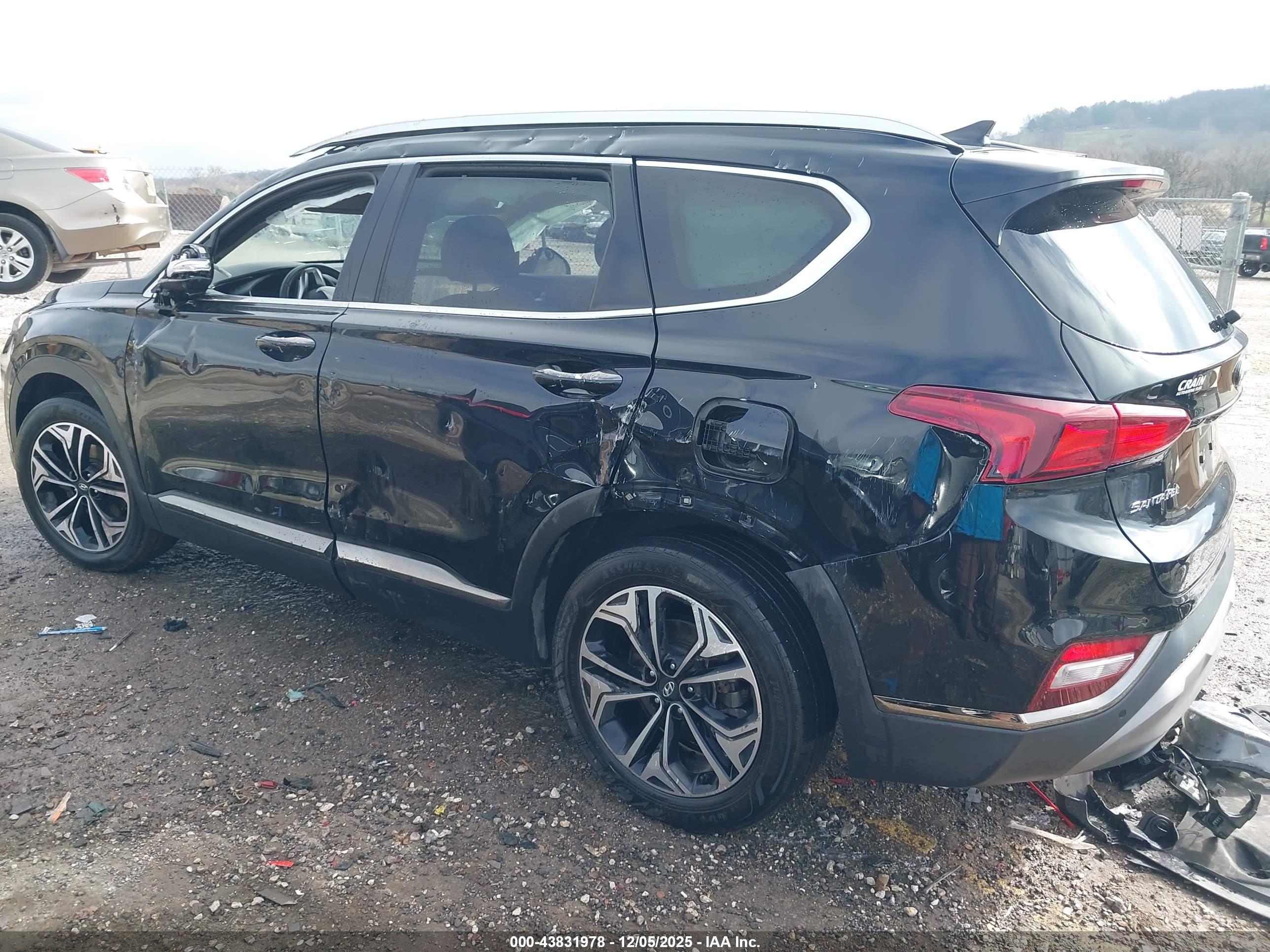 HYUNDAI SANTA image 3