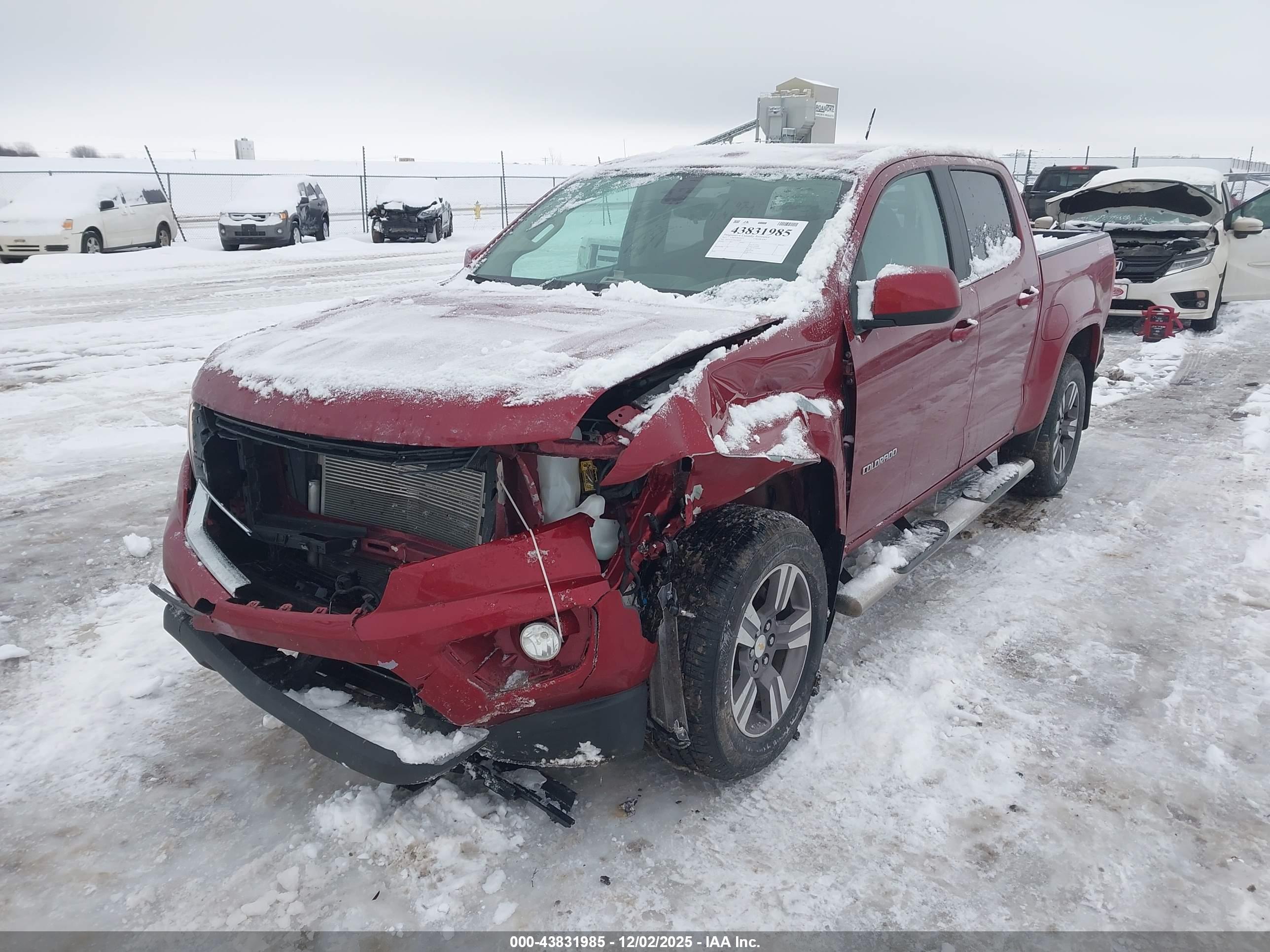 CHEVROLET COLORADO image 2