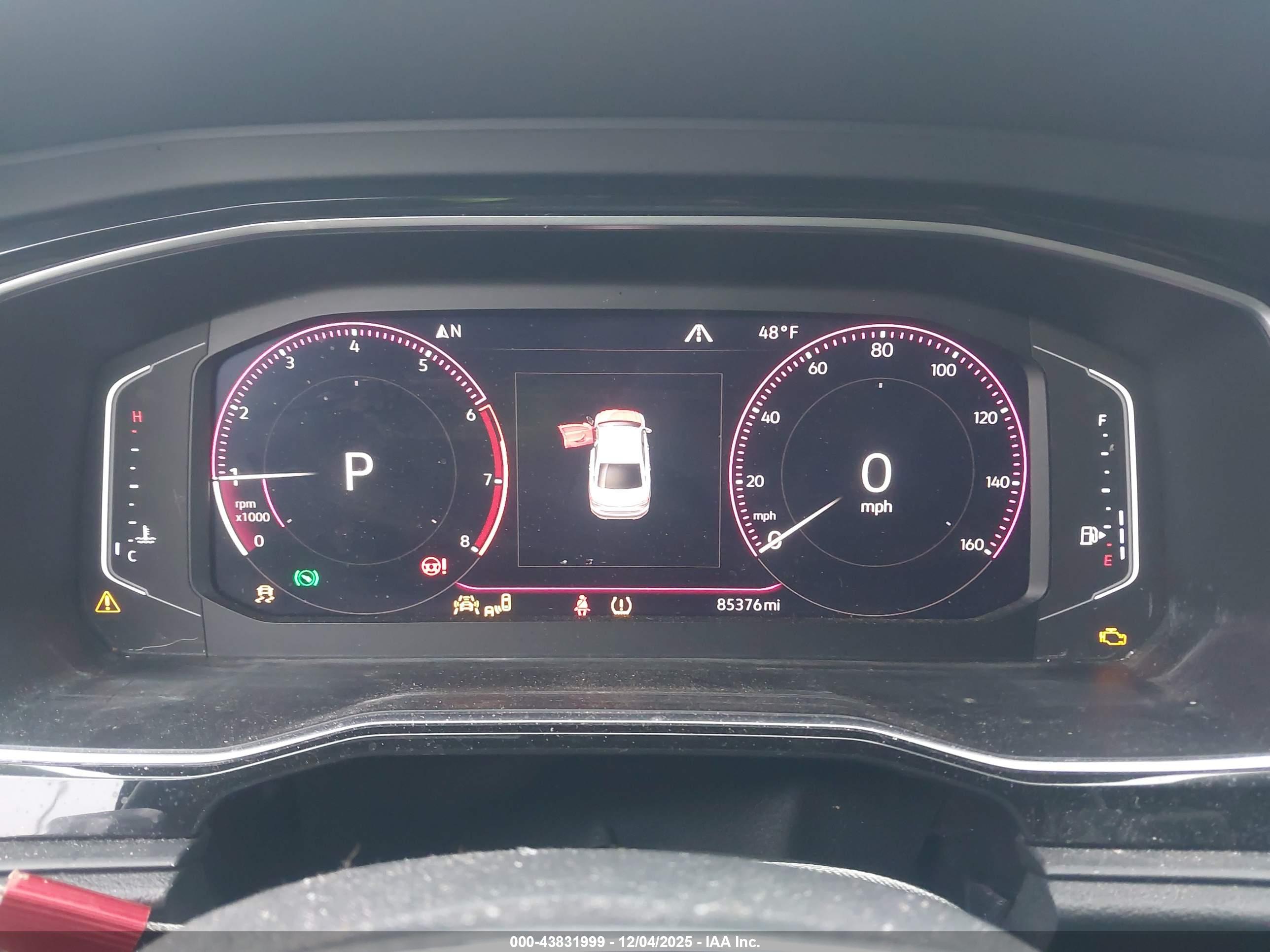 VOLKSWAGEN JETTA image 7