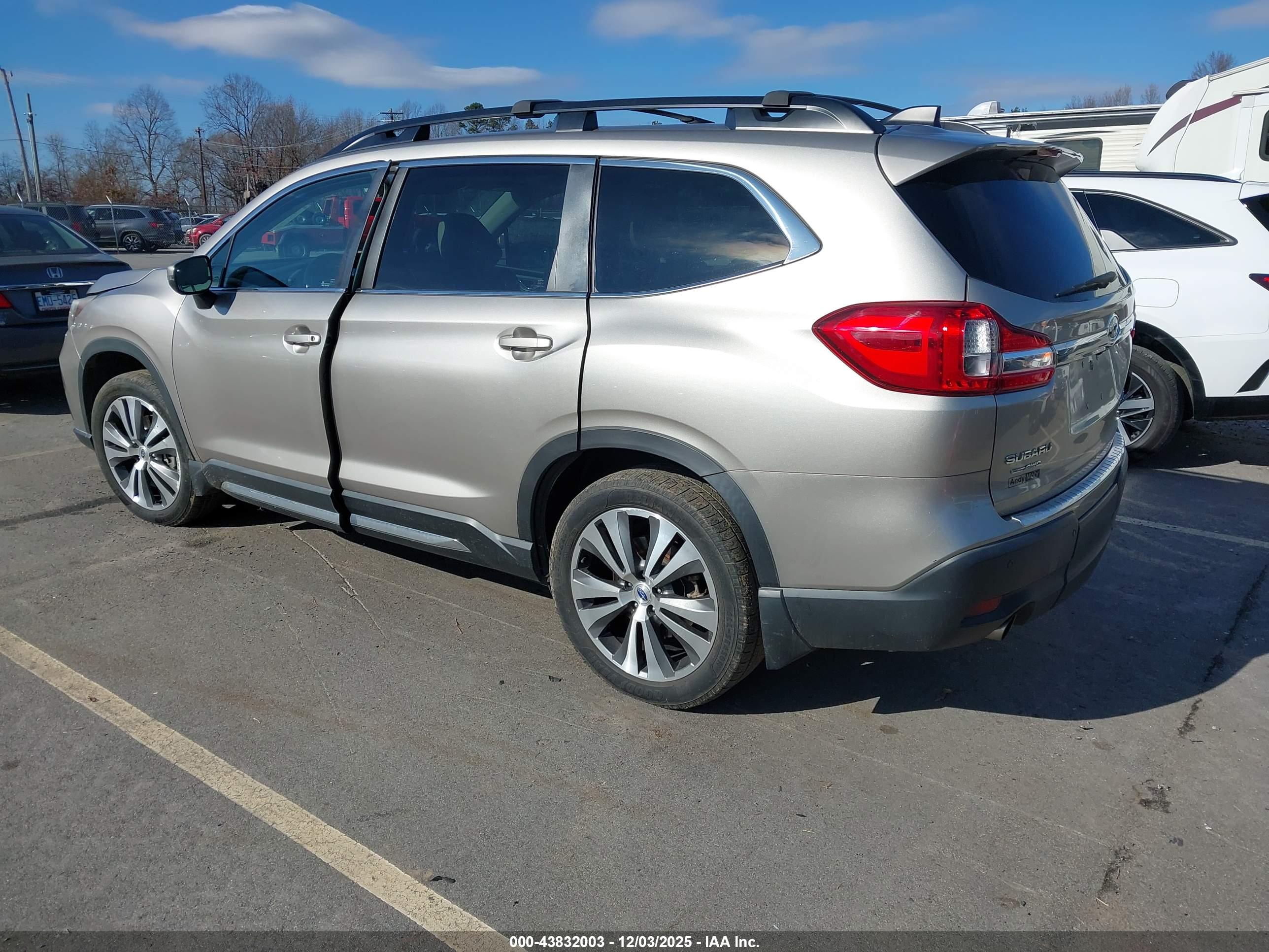 SUBARU ASCENT image 3