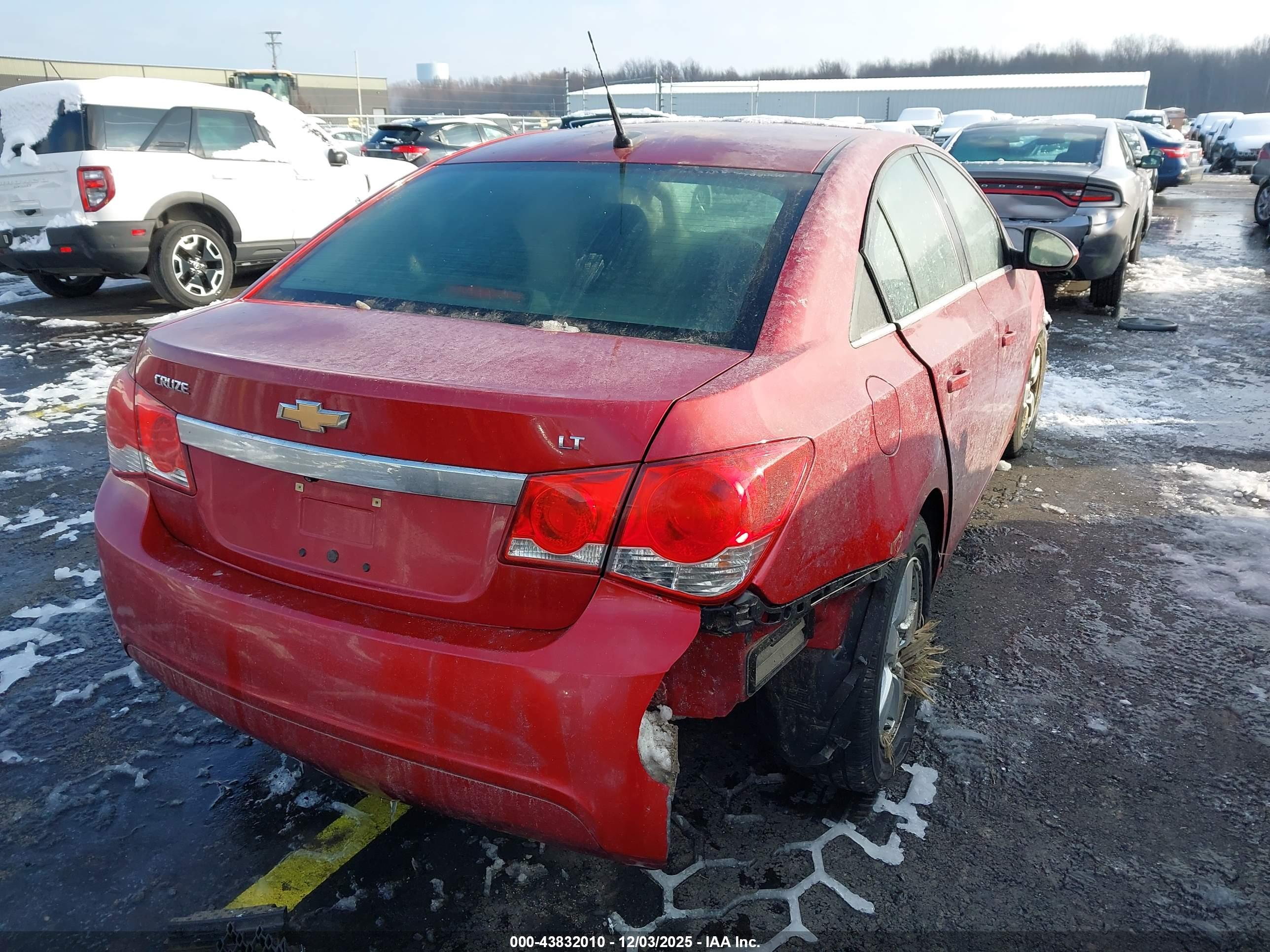 CHEVROLET CRUZE image 4