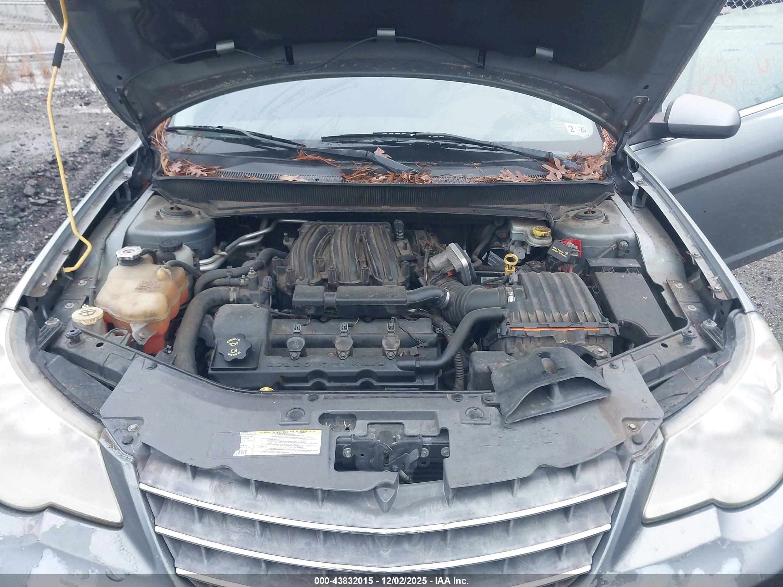 CHRYSLER SEBRING image 10