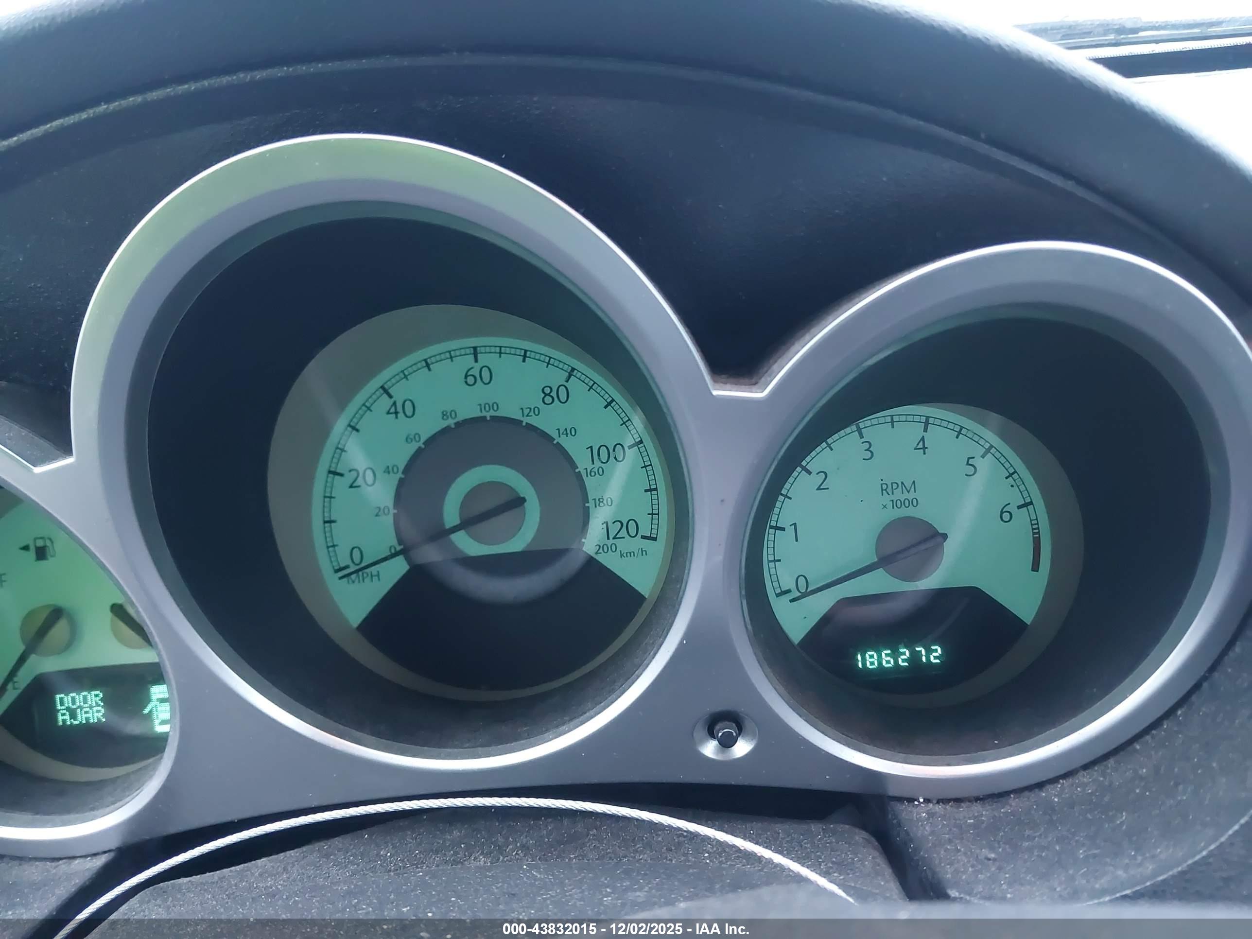 CHRYSLER SEBRING image 7