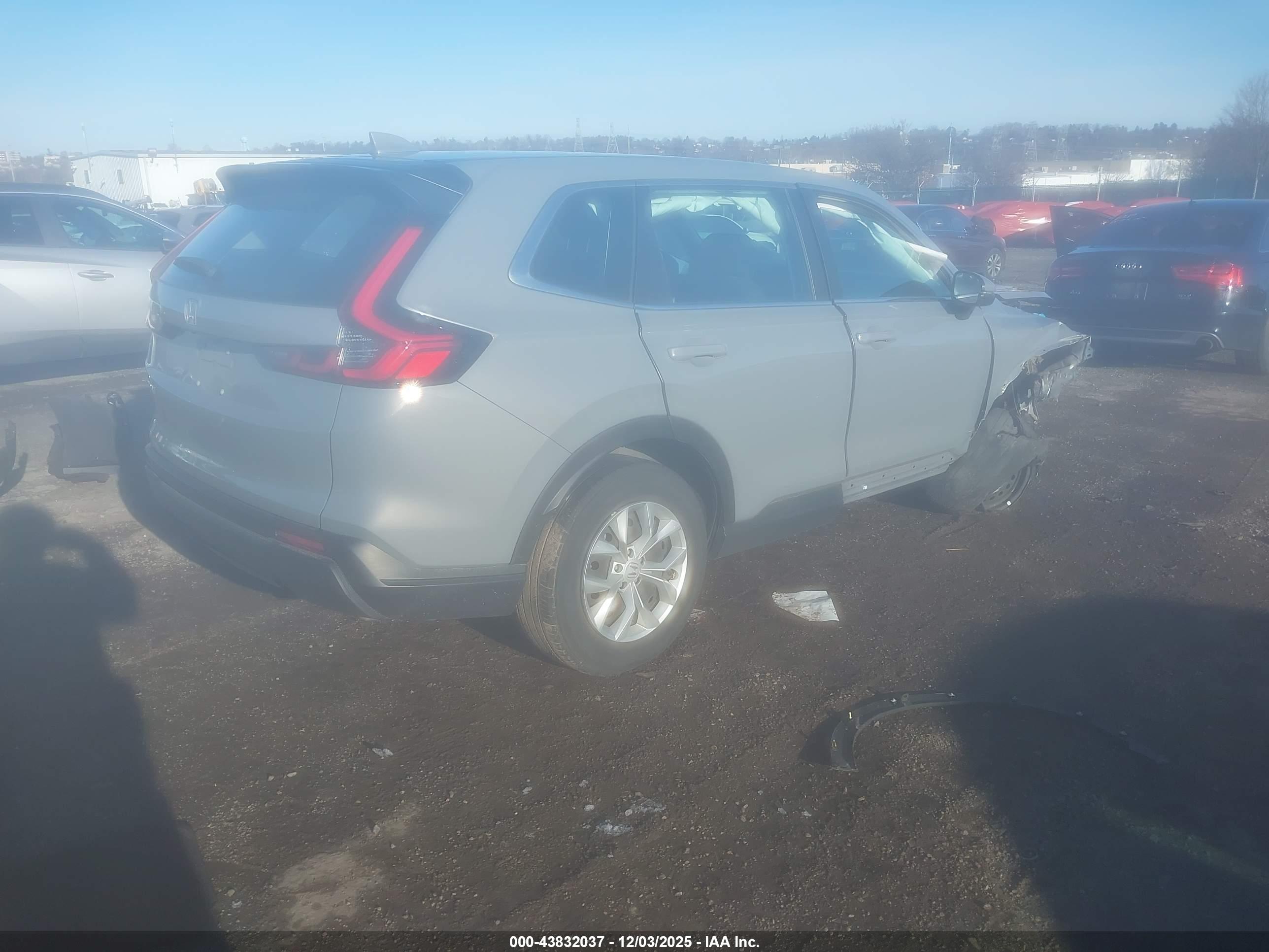 HONDA CR-V image 4