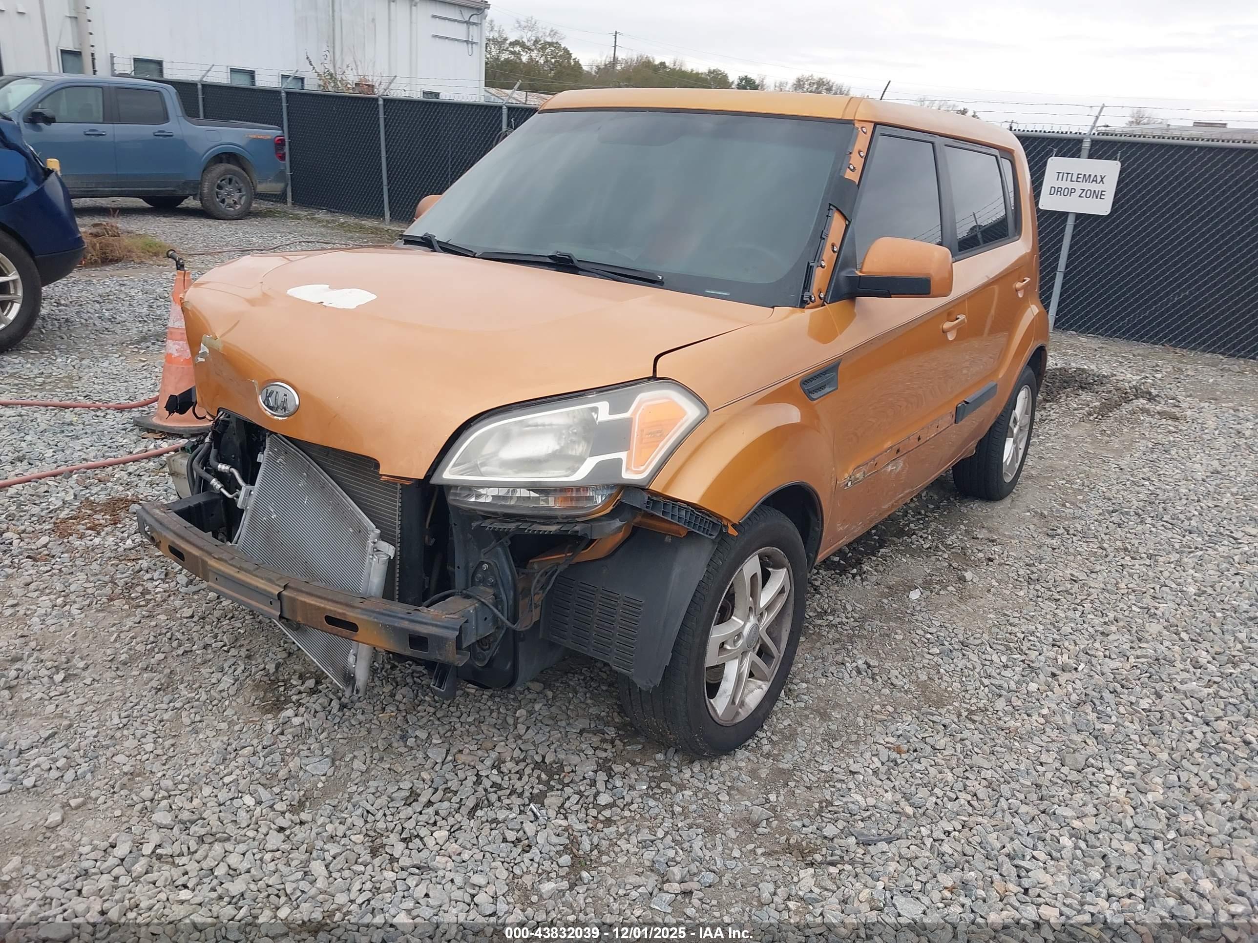 KIA SOUL image 2
