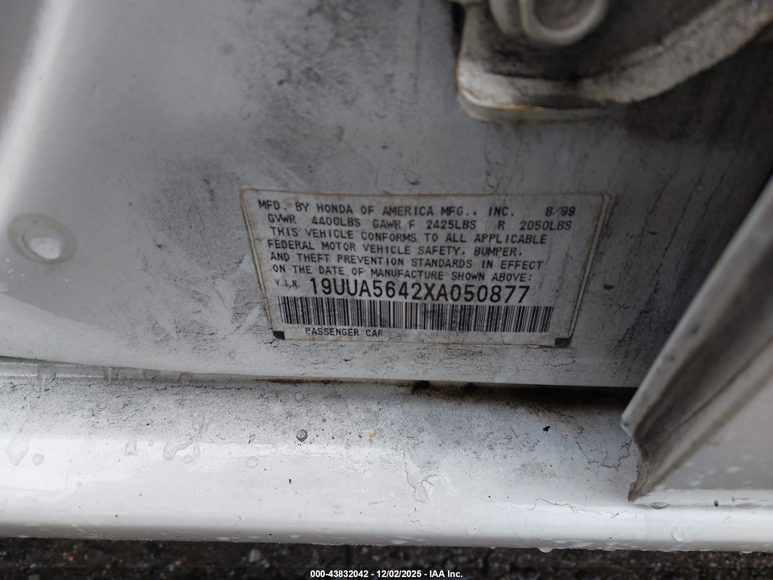 ACURA TL image 9
