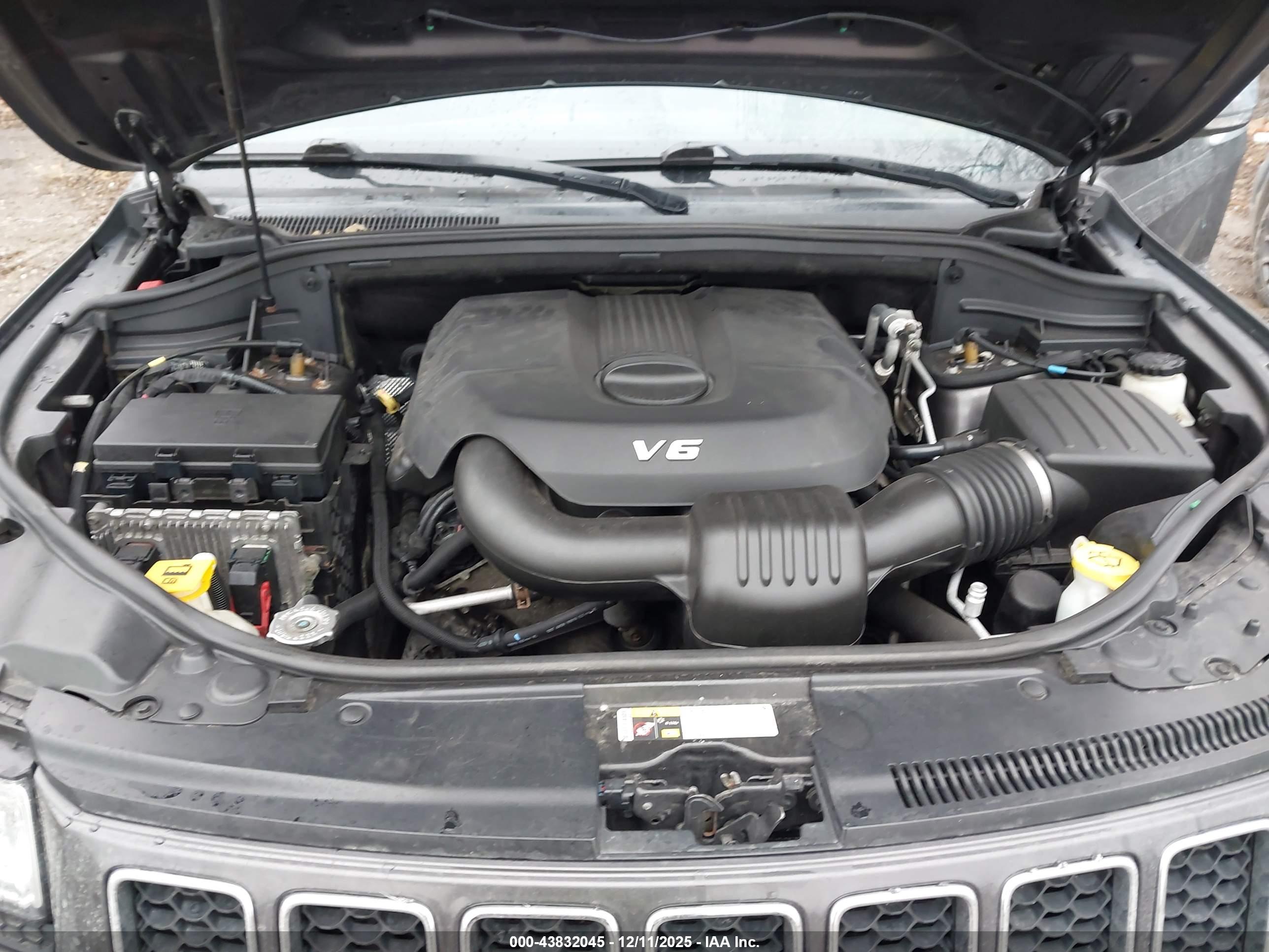 JEEP GRAND image 10