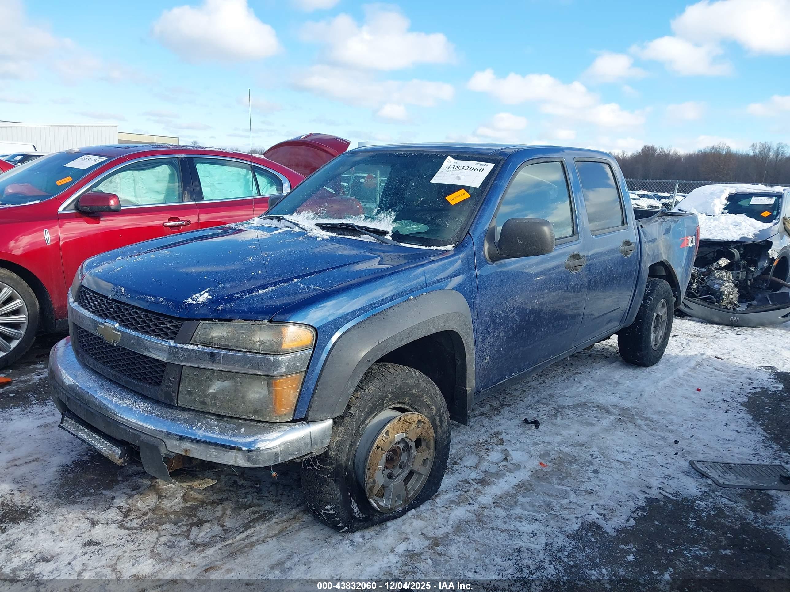 CHEVROLET COLORADO image 2