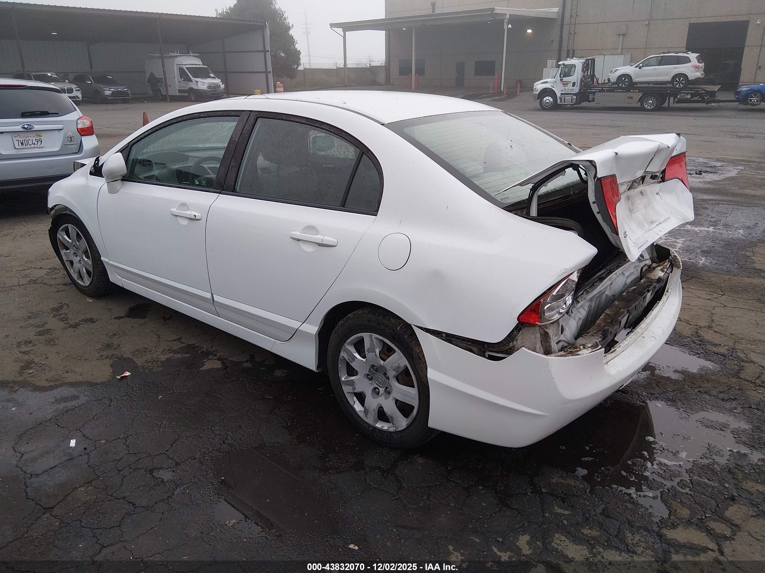 HONDA CIVIC image 3