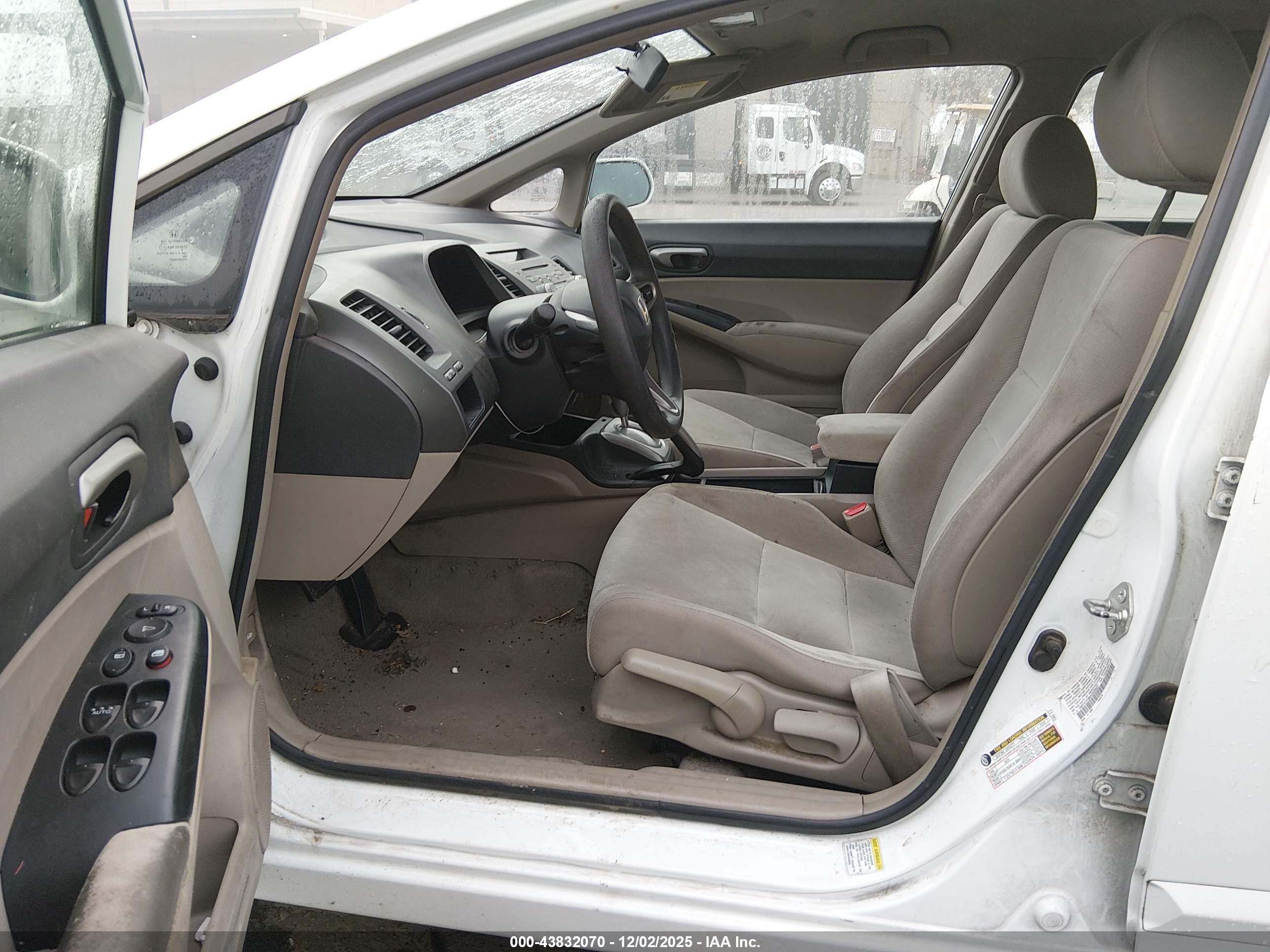 HONDA CIVIC image 5