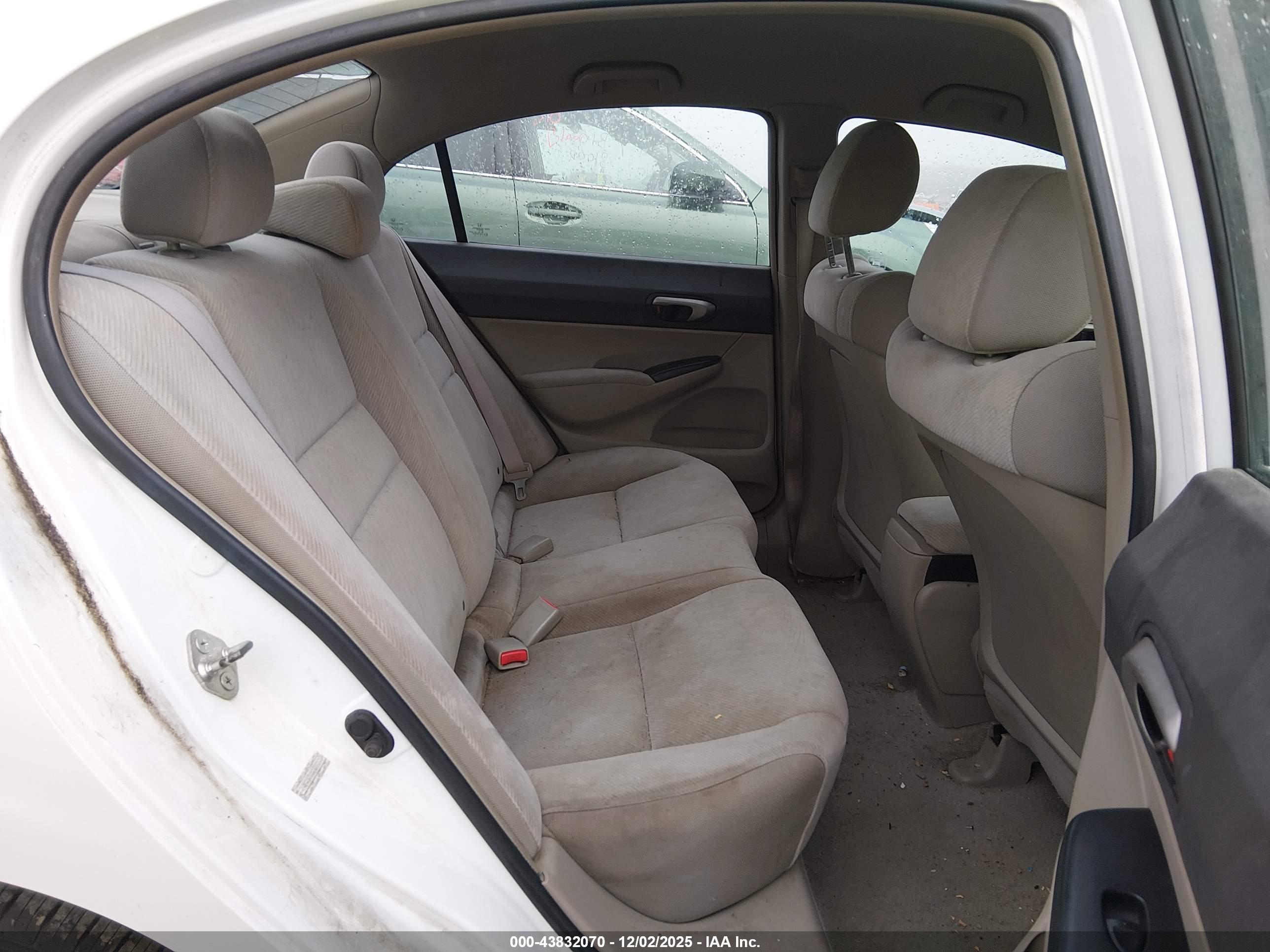 HONDA CIVIC image 8