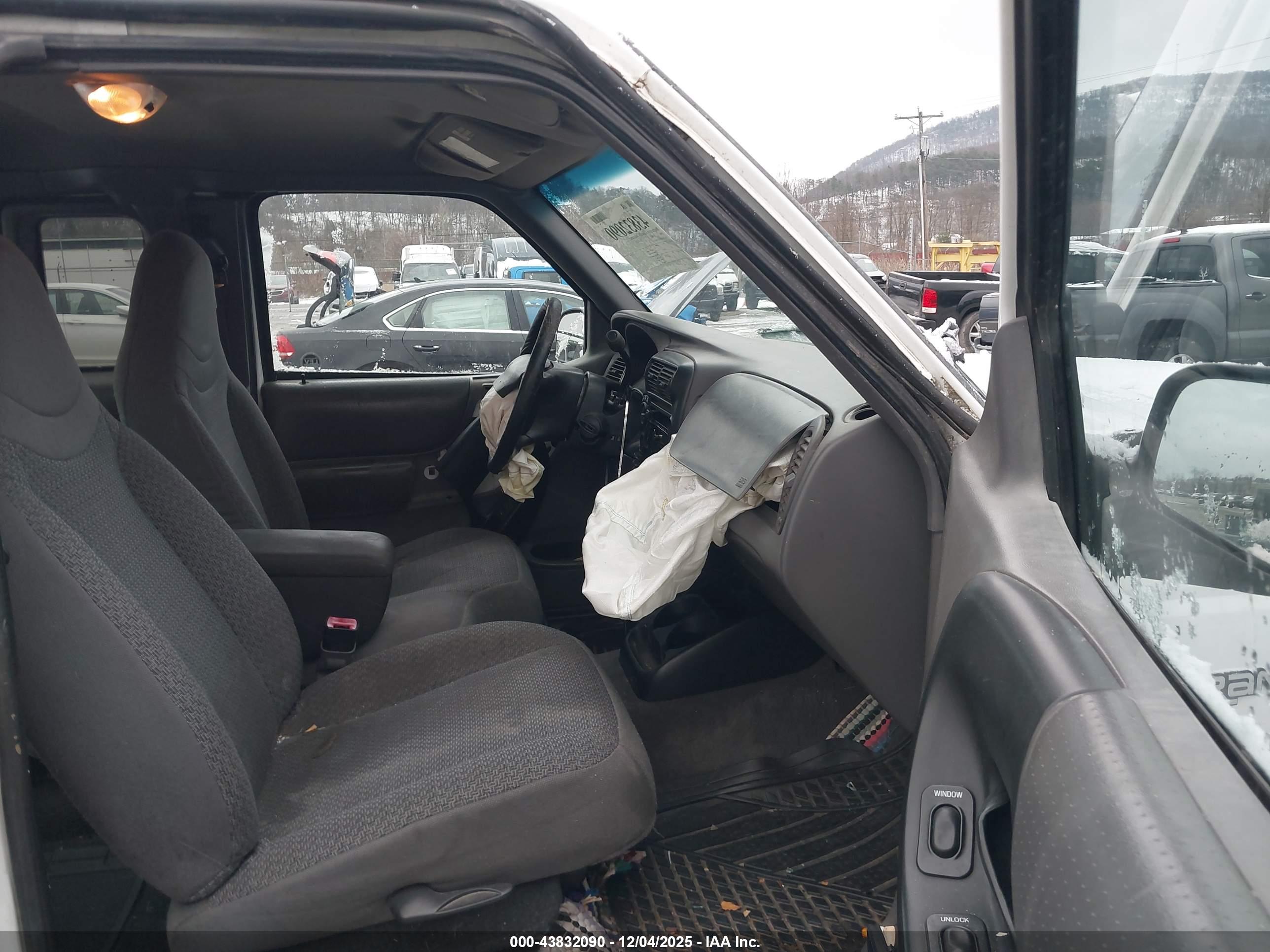 FORD RANGER image 5