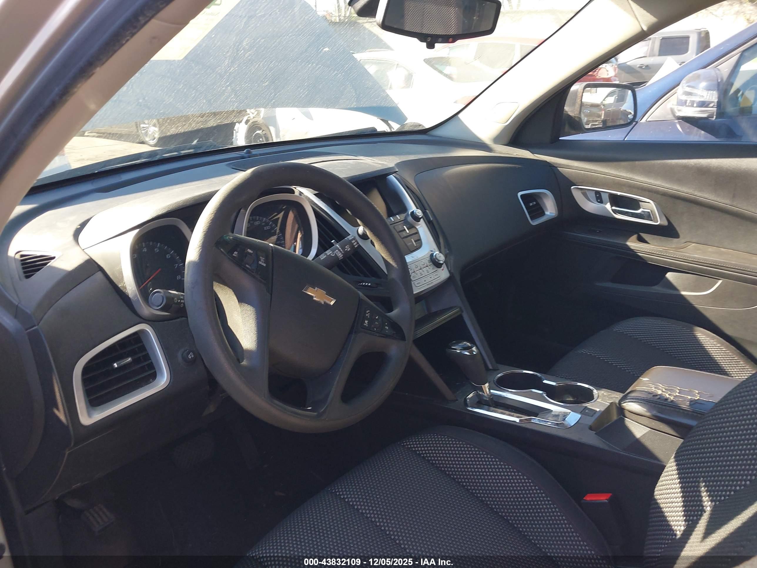 CHEVROLET EQUINOX image 5