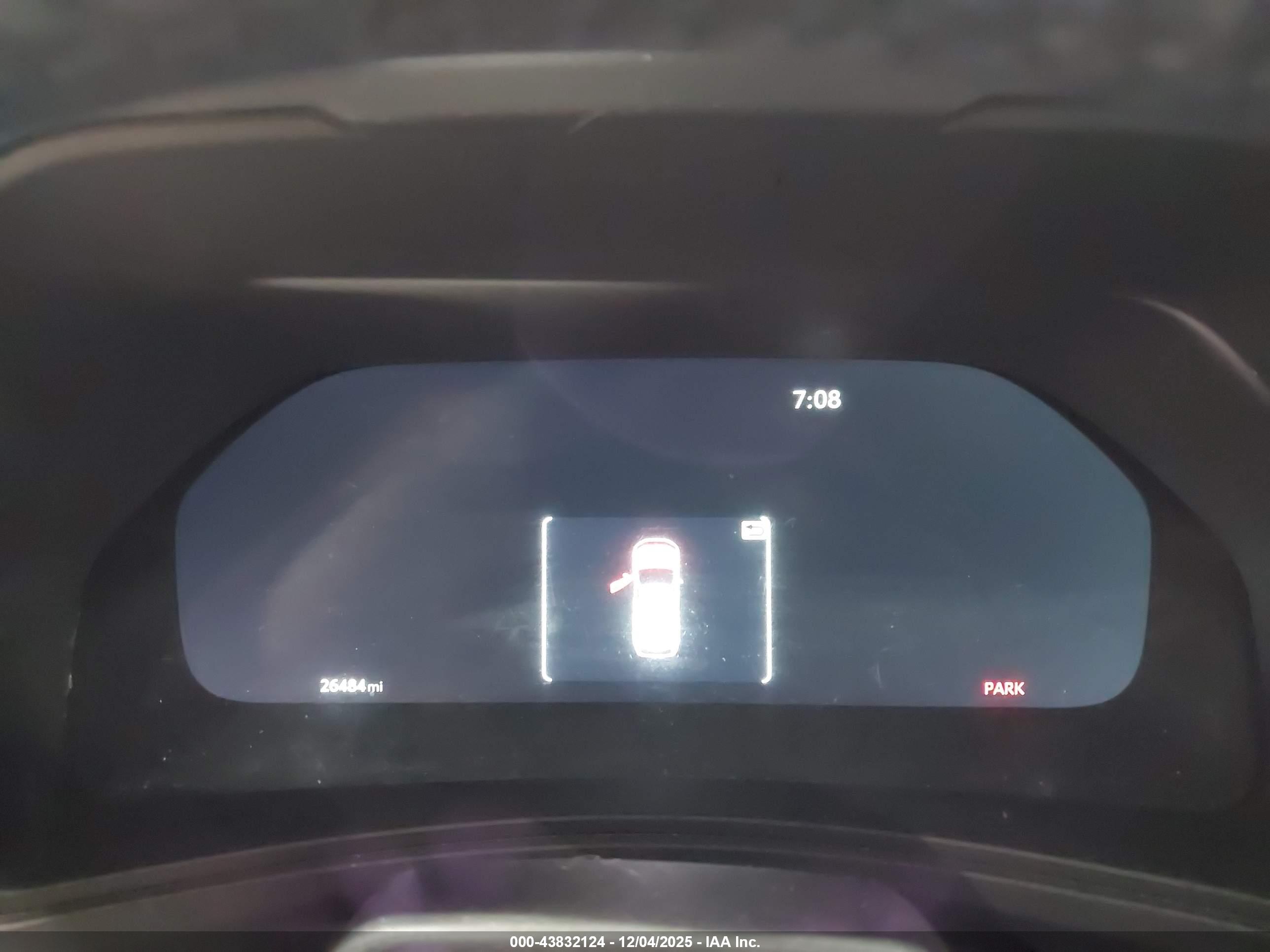 TOYOTA GRAND image 7