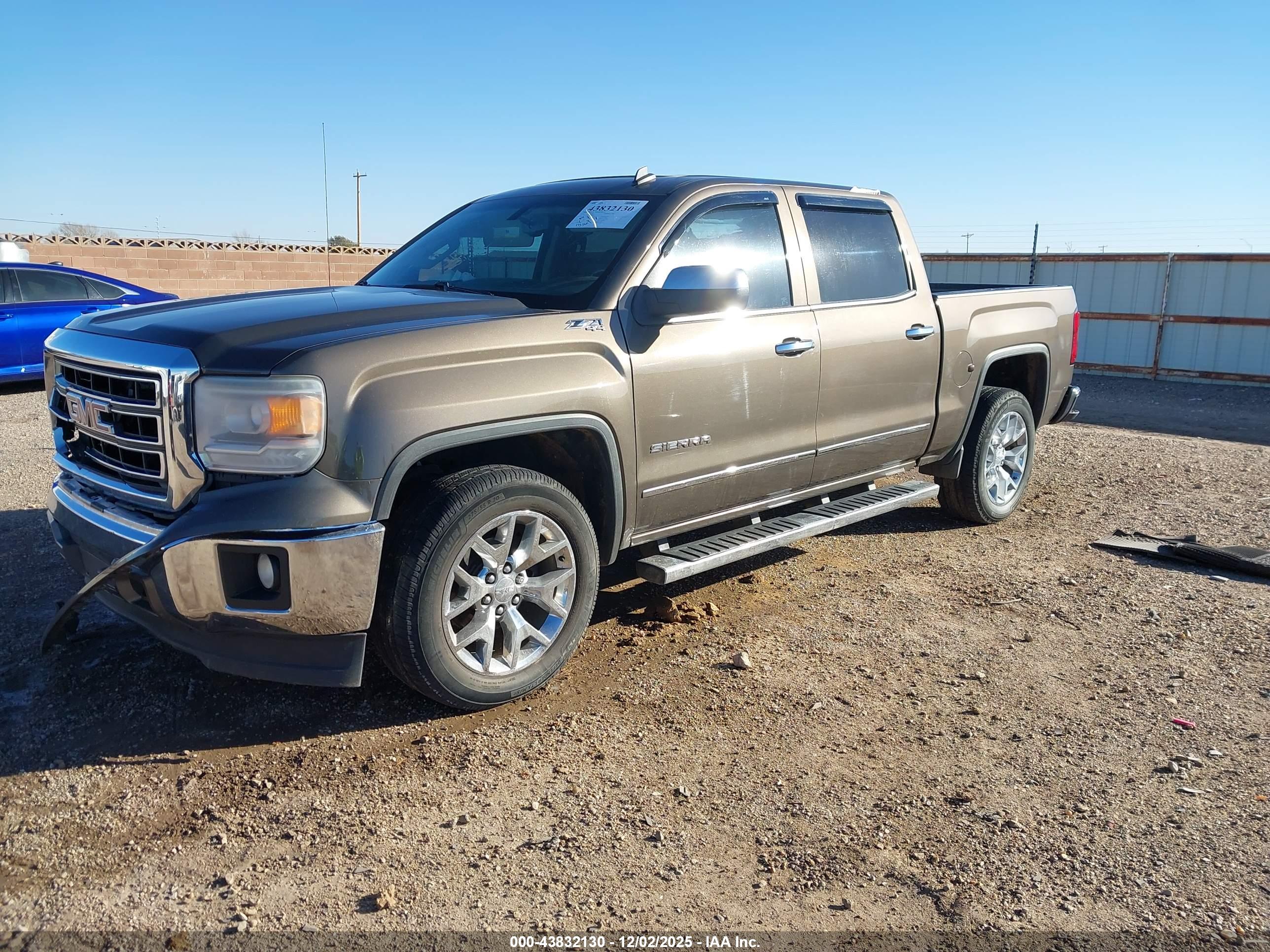 GMC SIERRA image 2