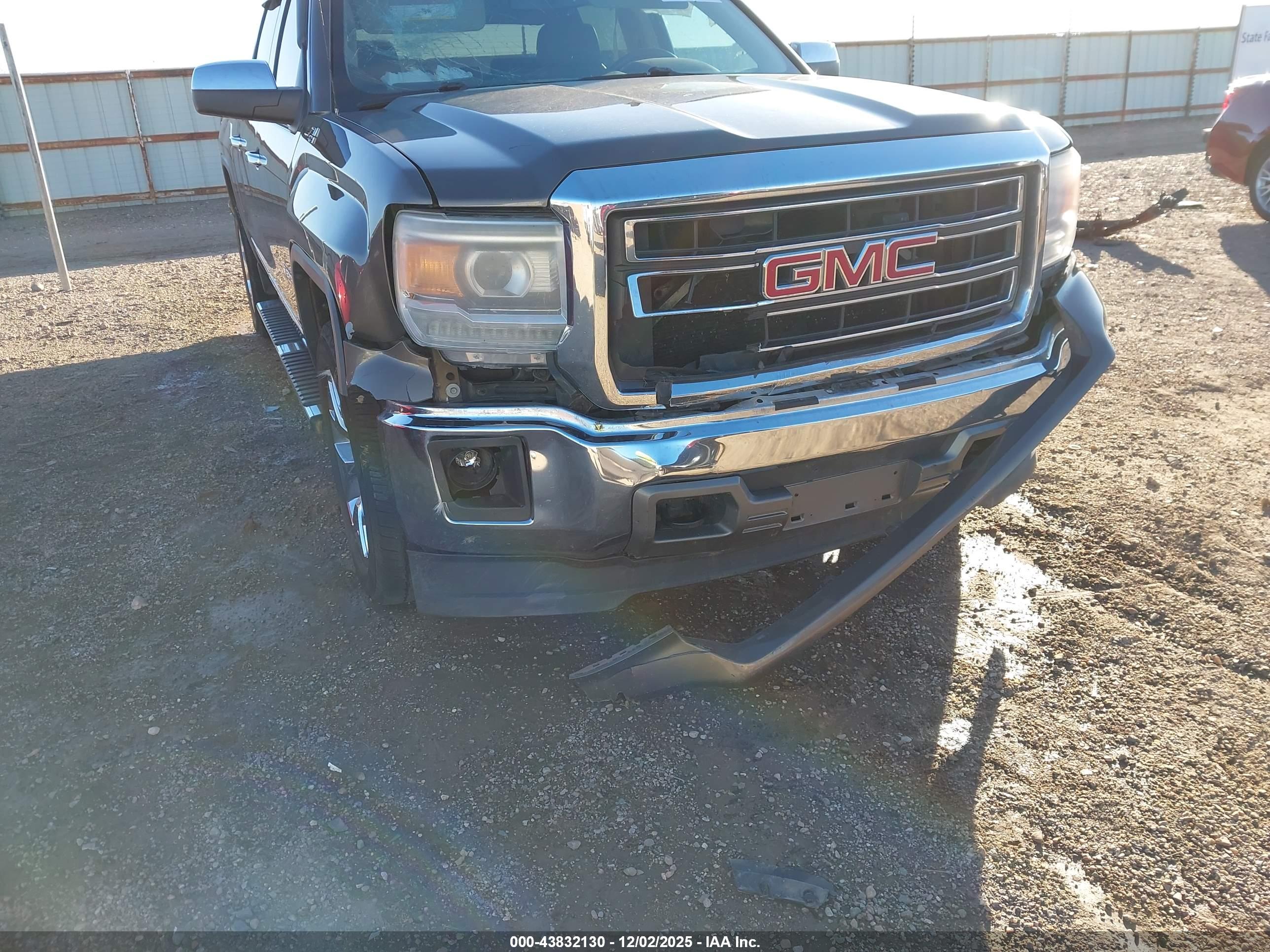 GMC SIERRA image 6