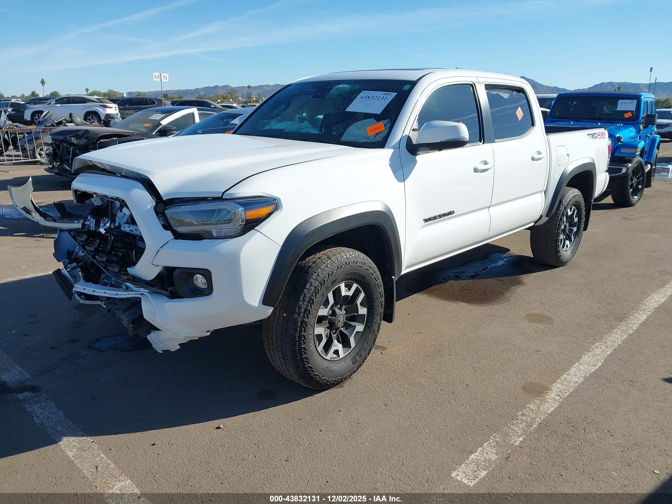 TOYOTA TACOMA image 2