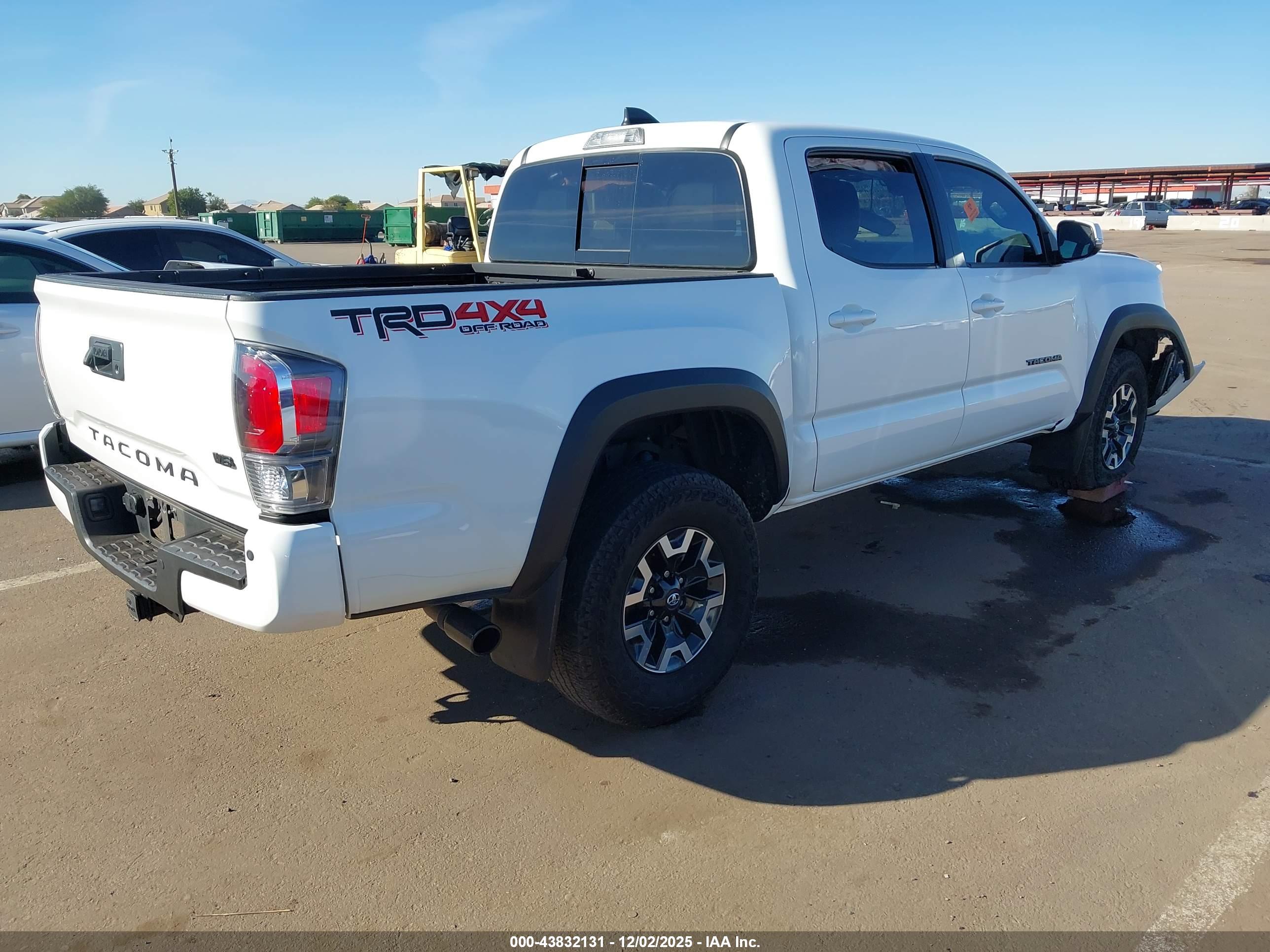 TOYOTA TACOMA image 4
