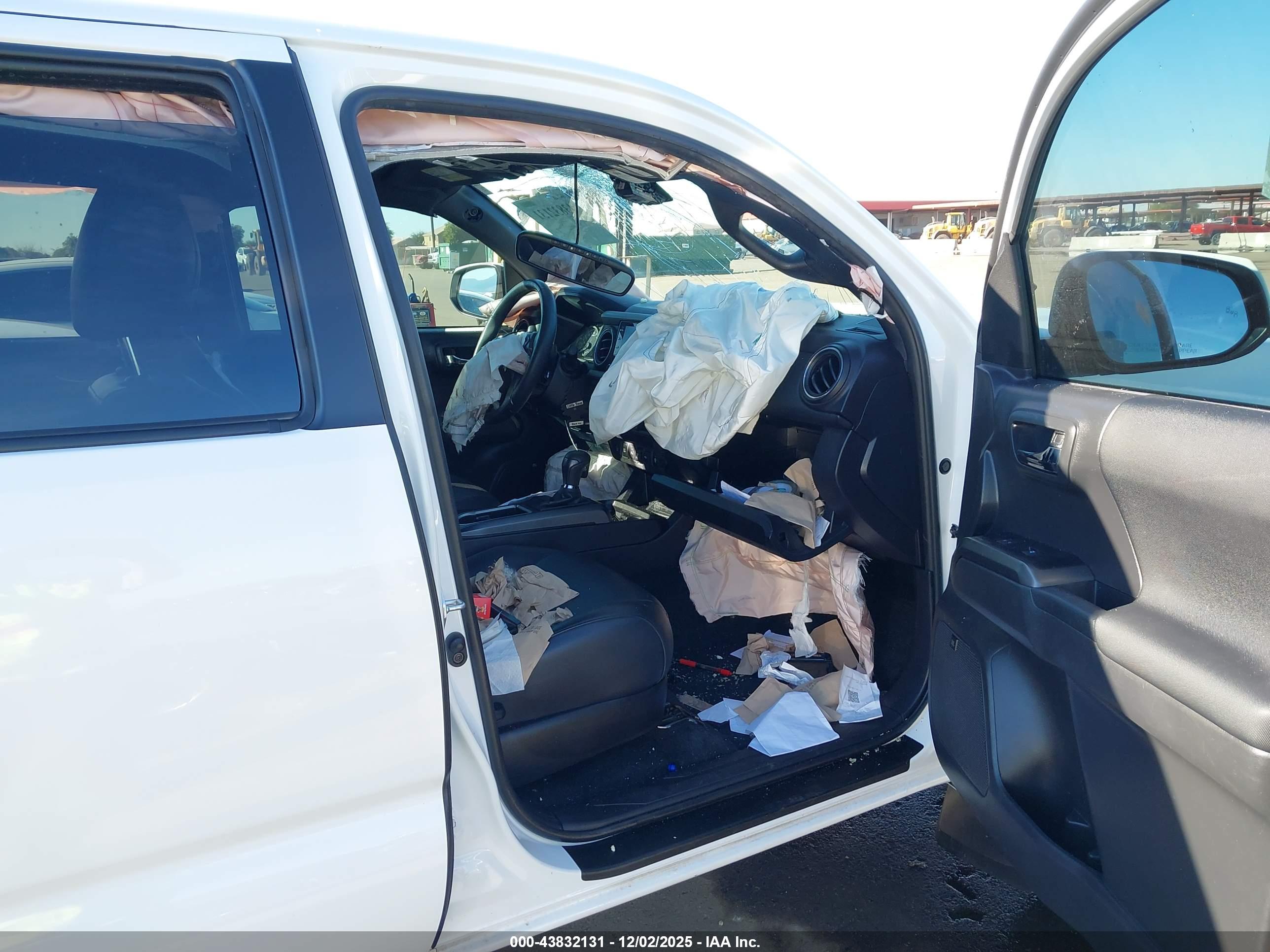 TOYOTA TACOMA image 5