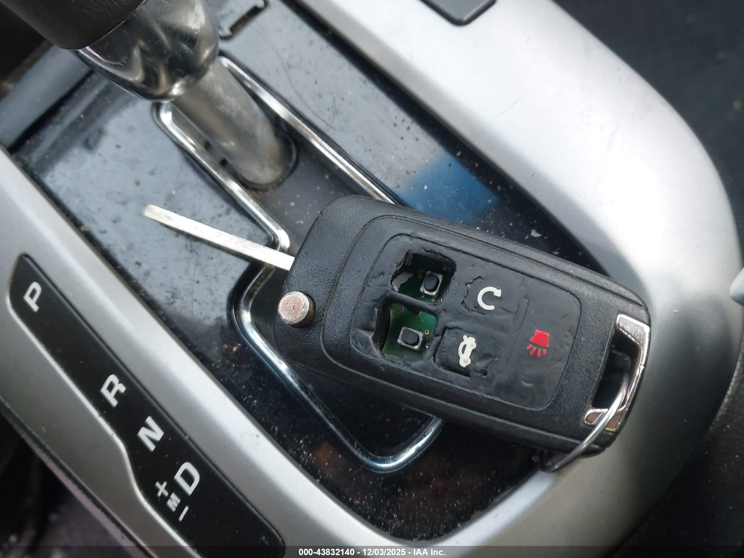 CHEVROLET CRUZE image 11