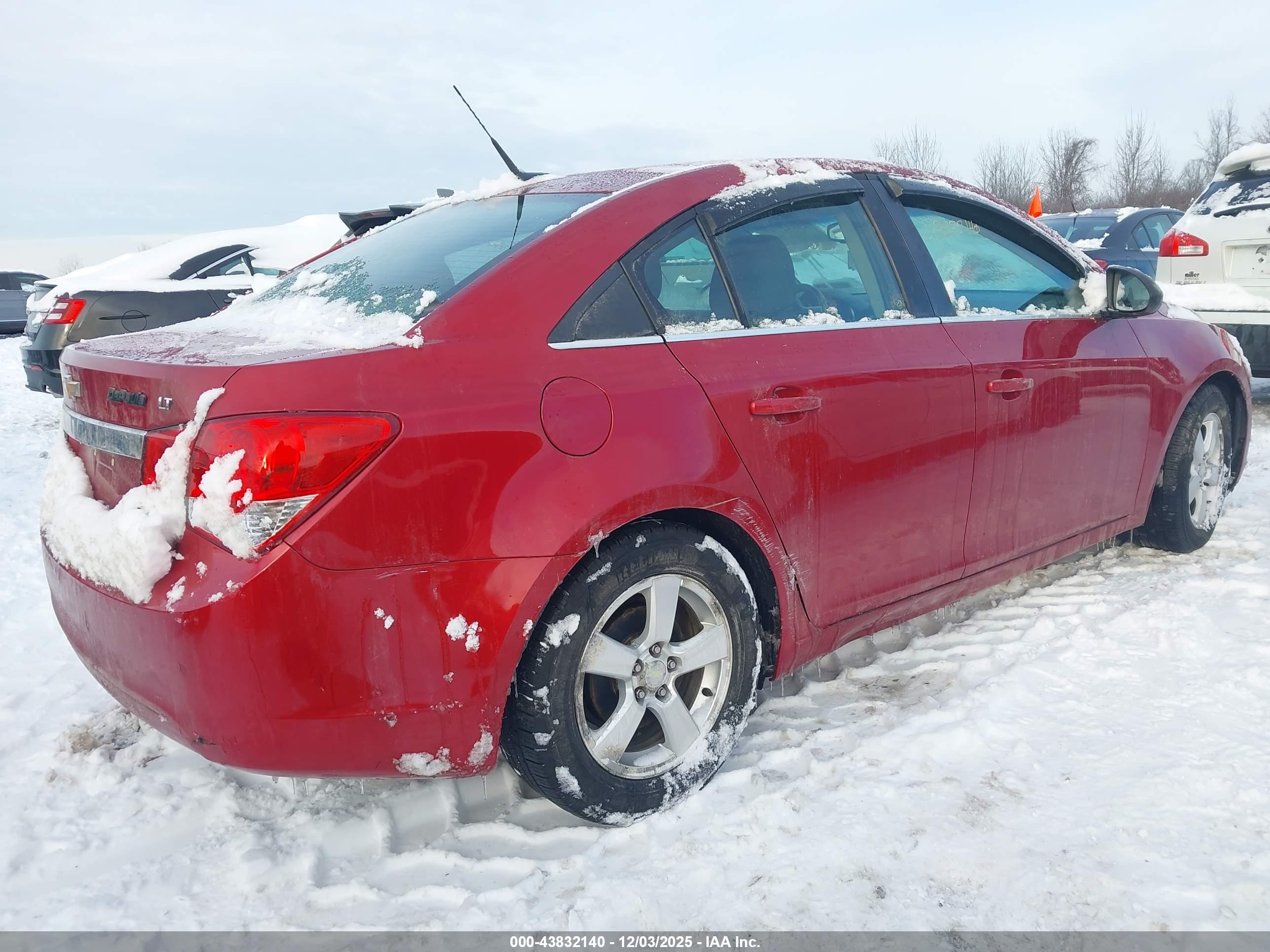 CHEVROLET CRUZE image 4