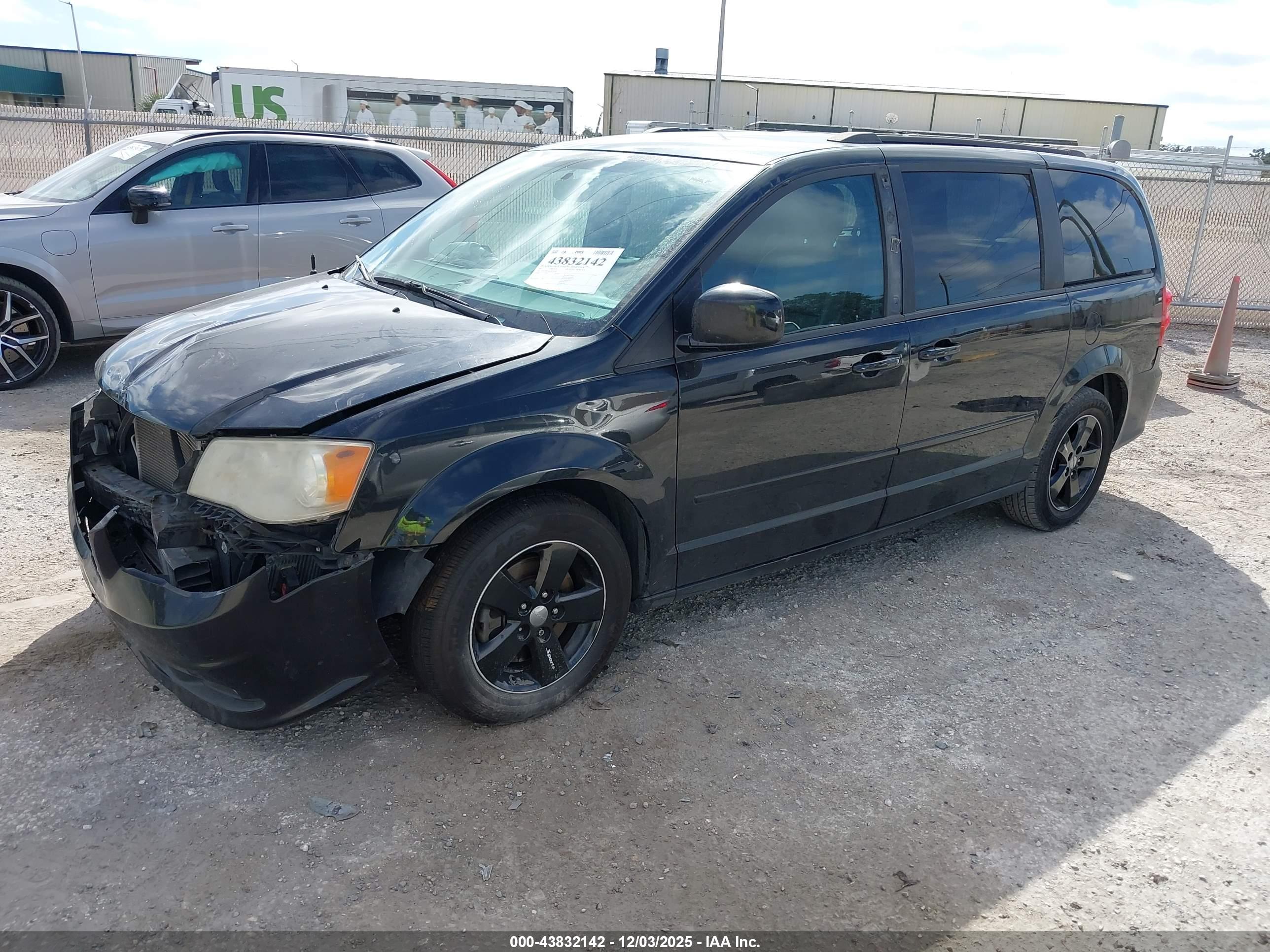 DODGE GRAND image 2