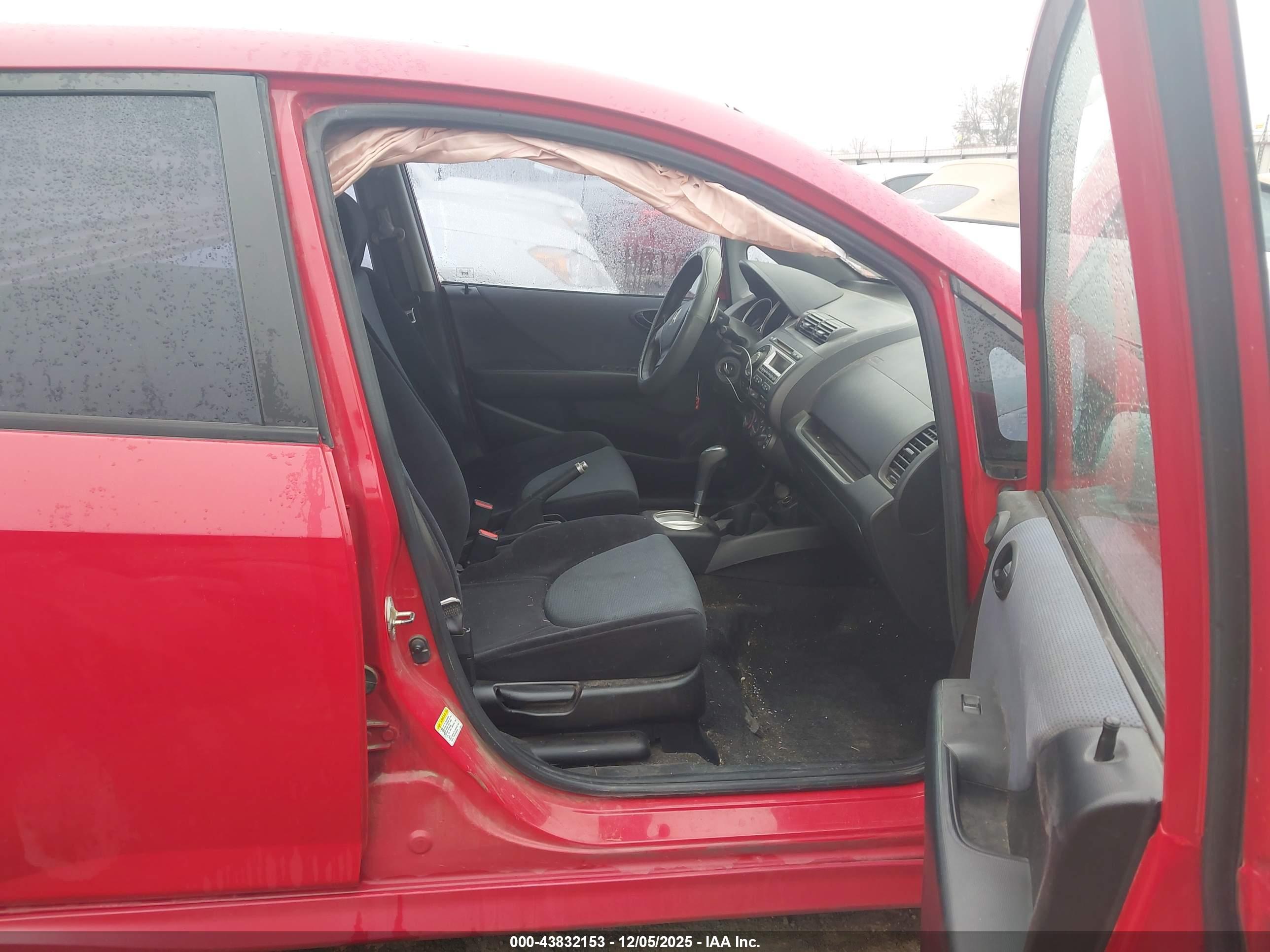 HONDA FIT image 5