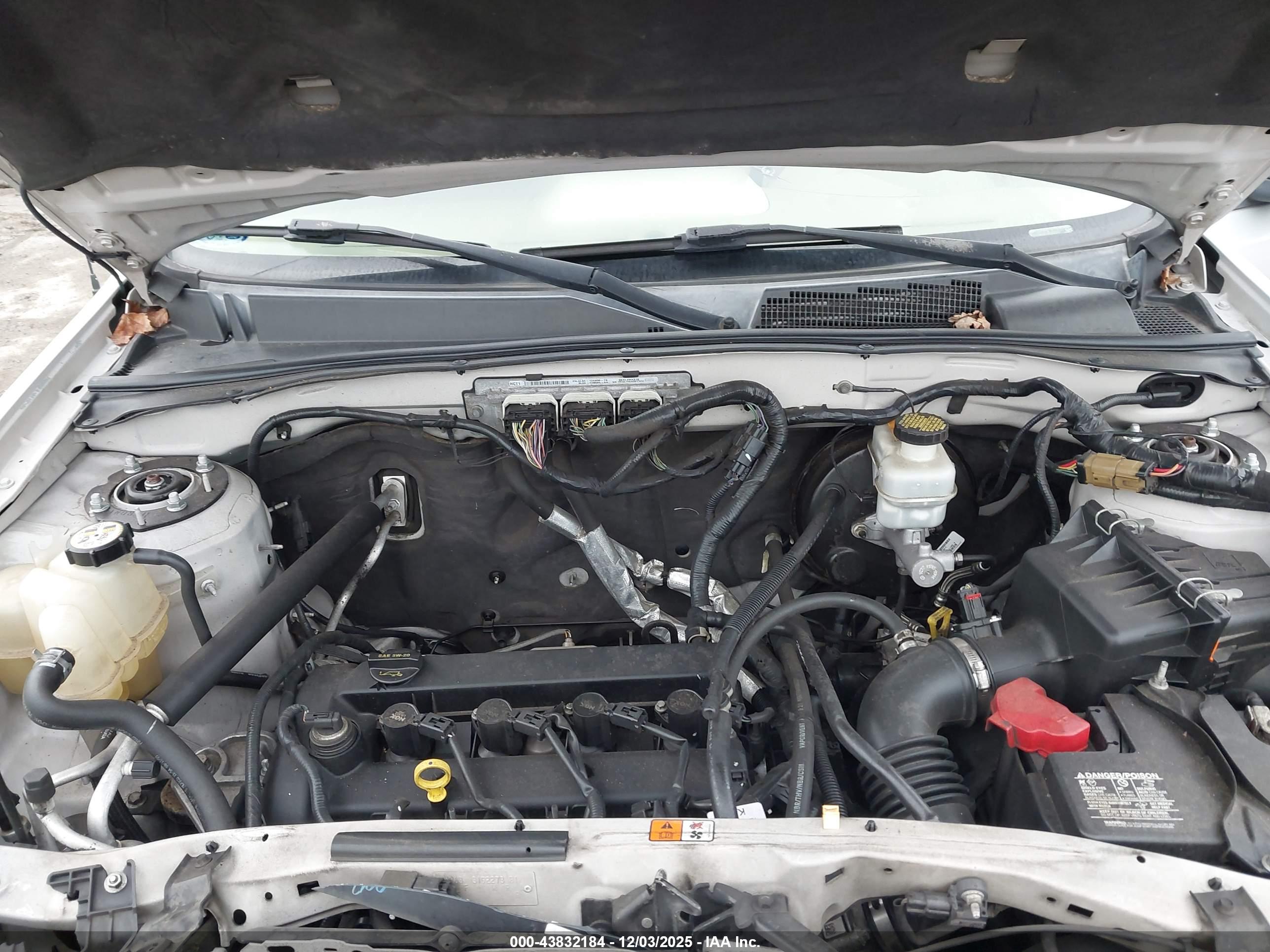 FORD ESCAPE image 10