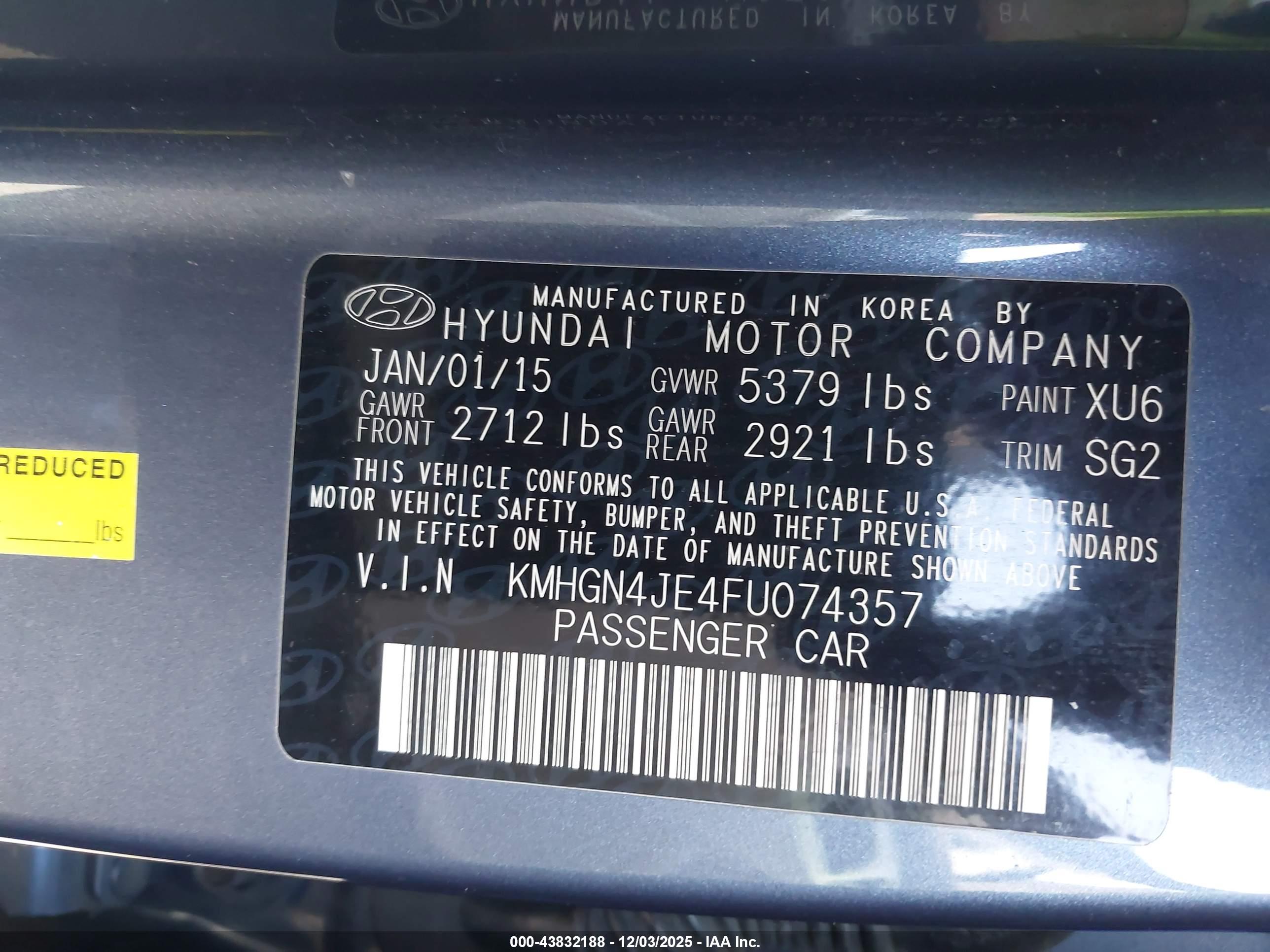 HYUNDAI GENESIS image 9