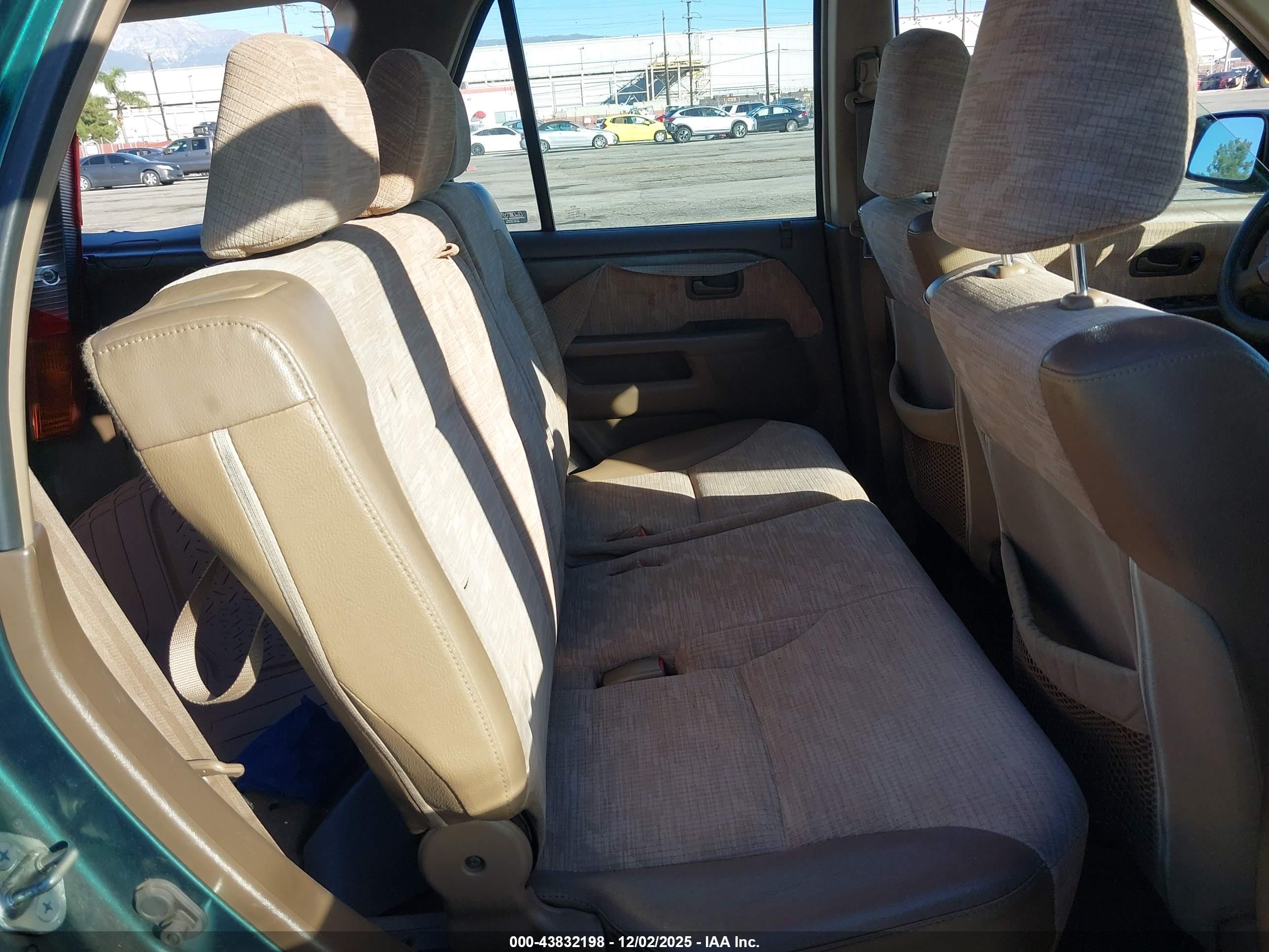 HONDA CR-V image 8