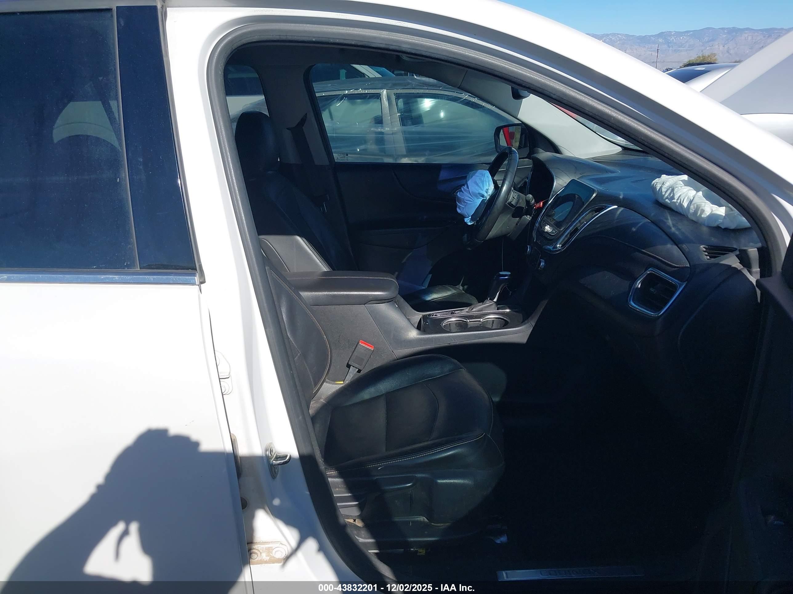 CHEVROLET EQUINOX image 5