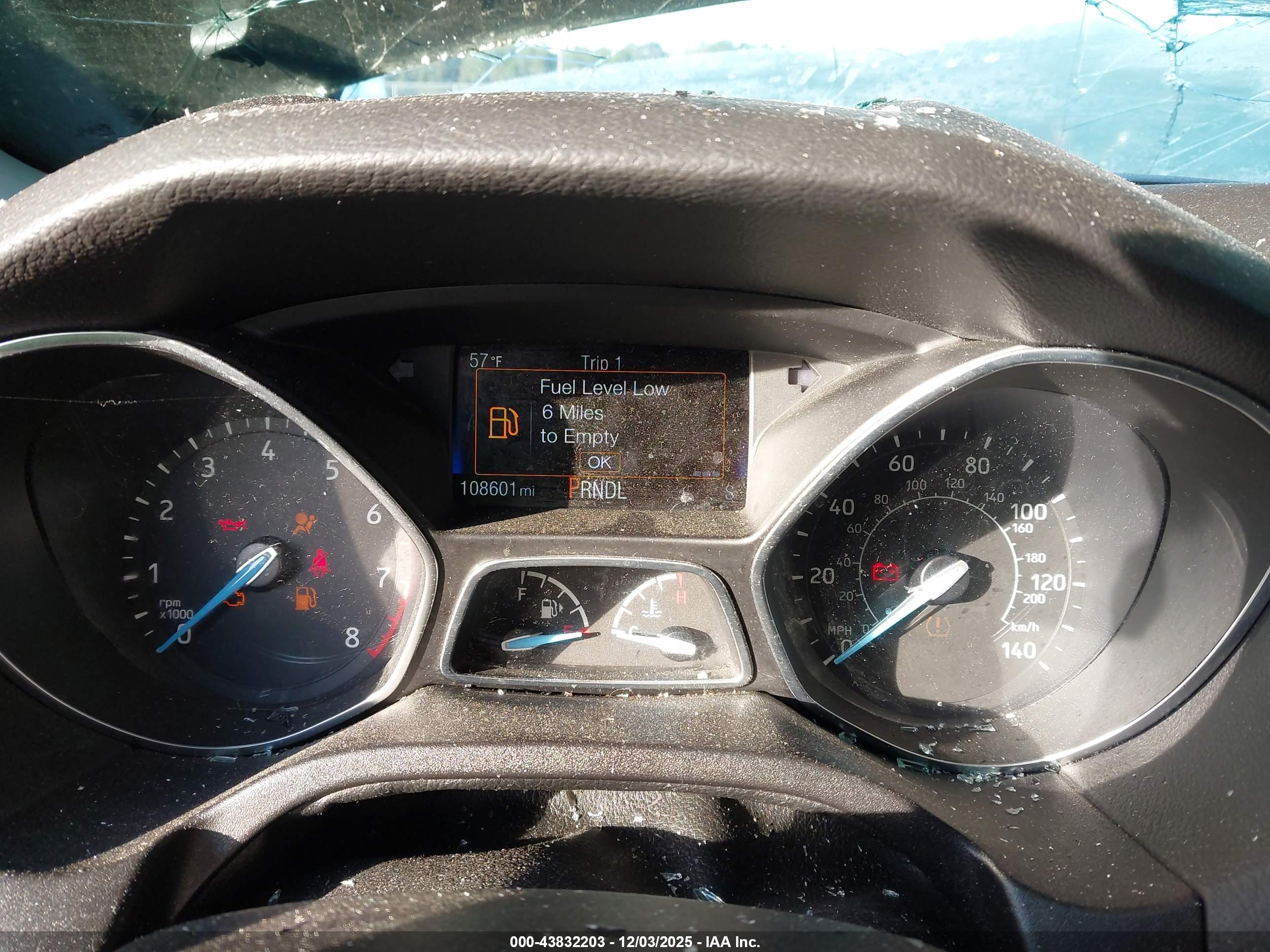 FORD FOCUS image 7