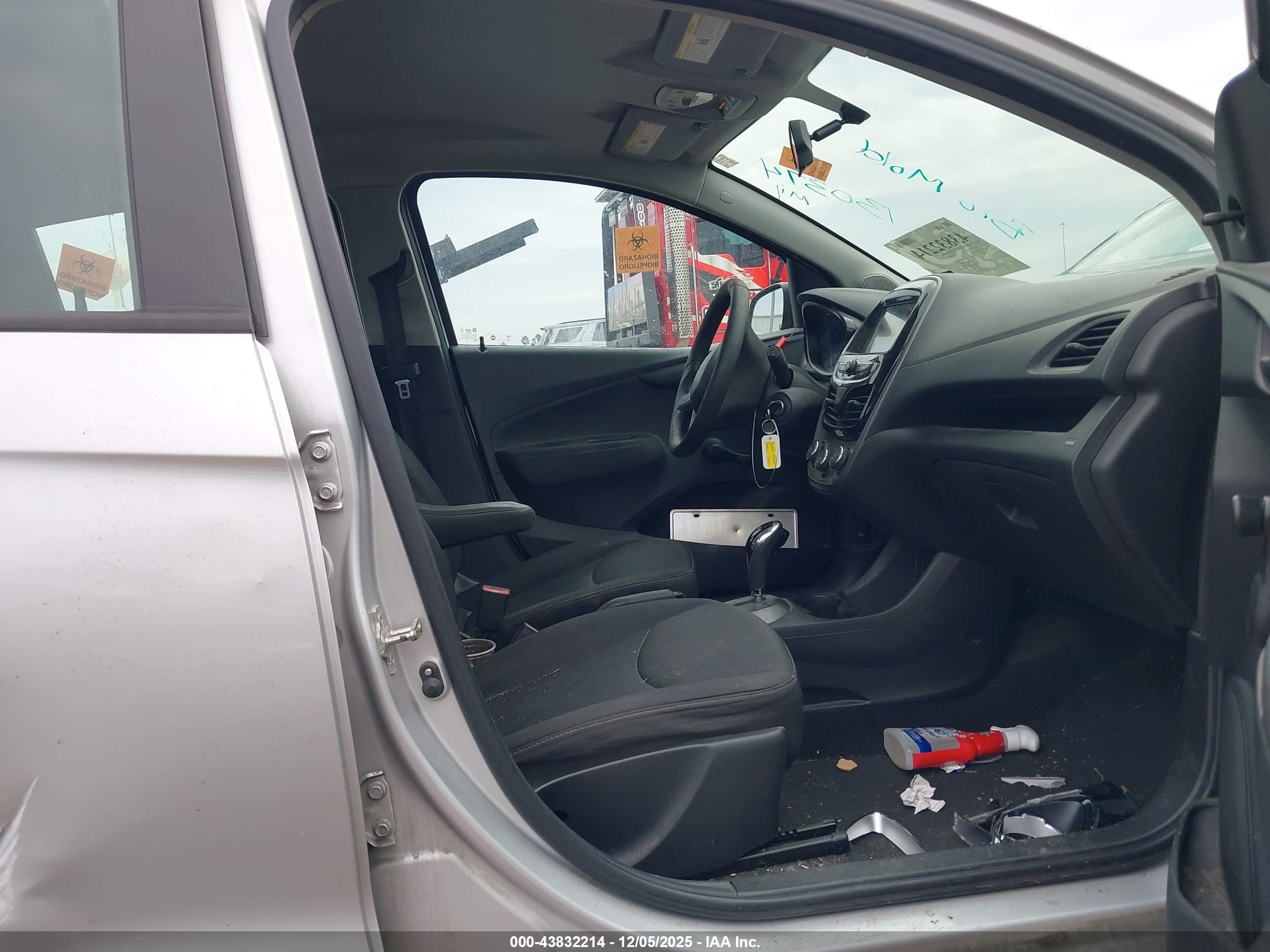 CHEVROLET SPARK image 5