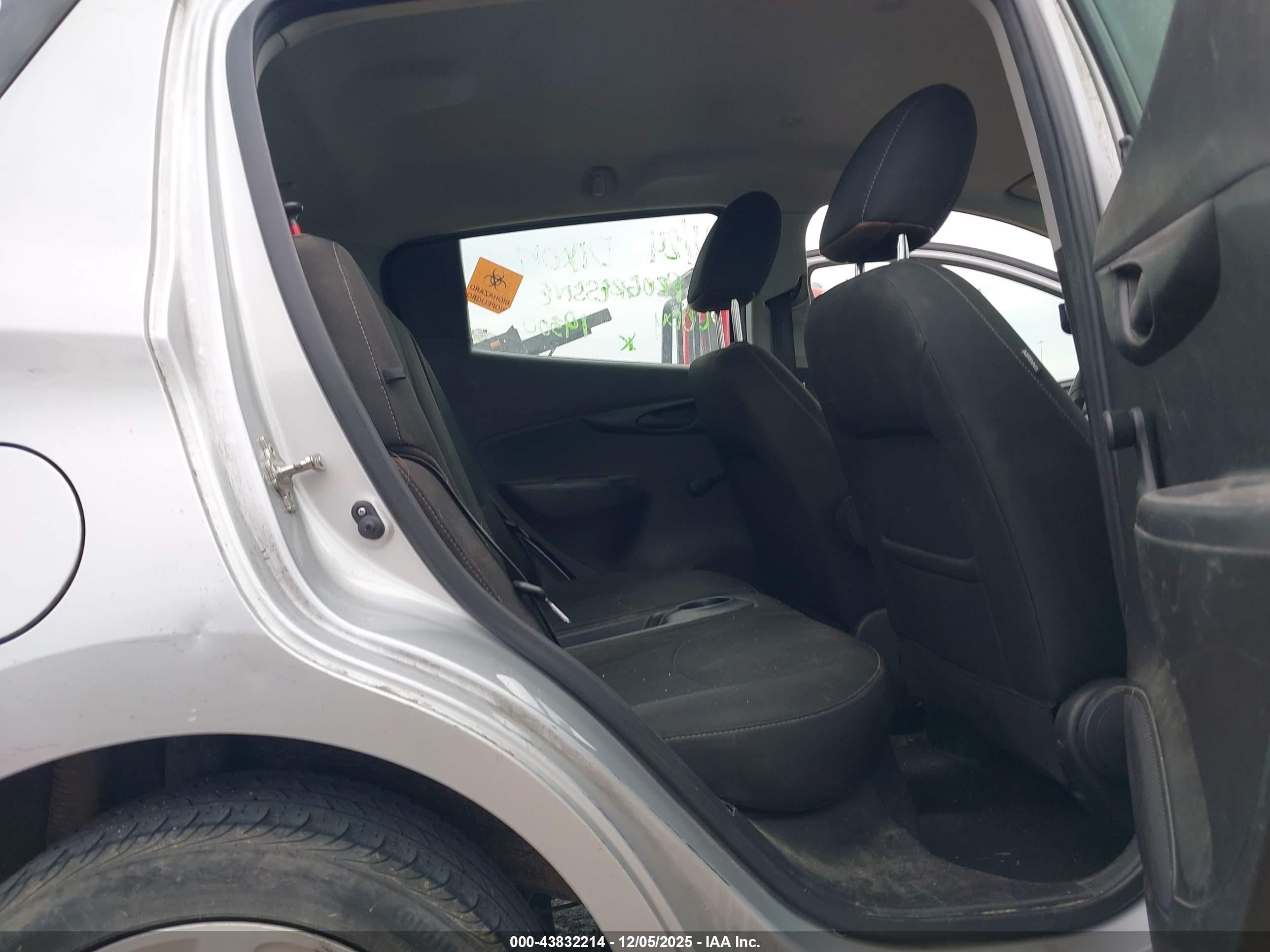 CHEVROLET SPARK image 8