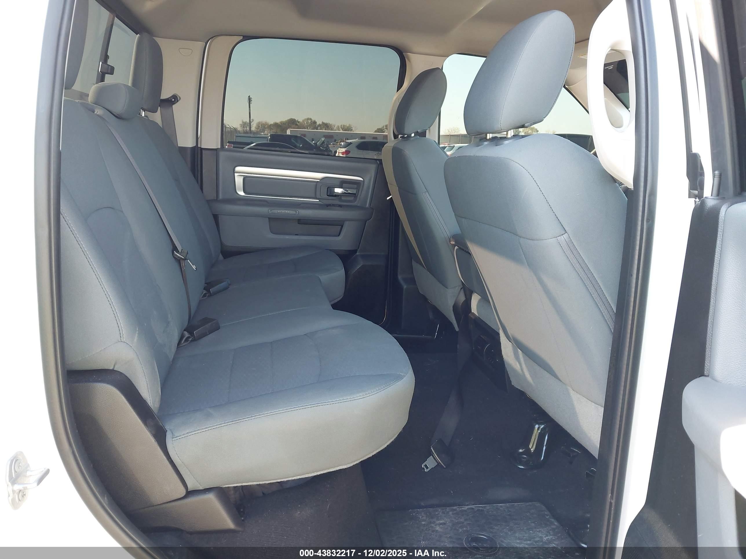 RAM 1500 image 8