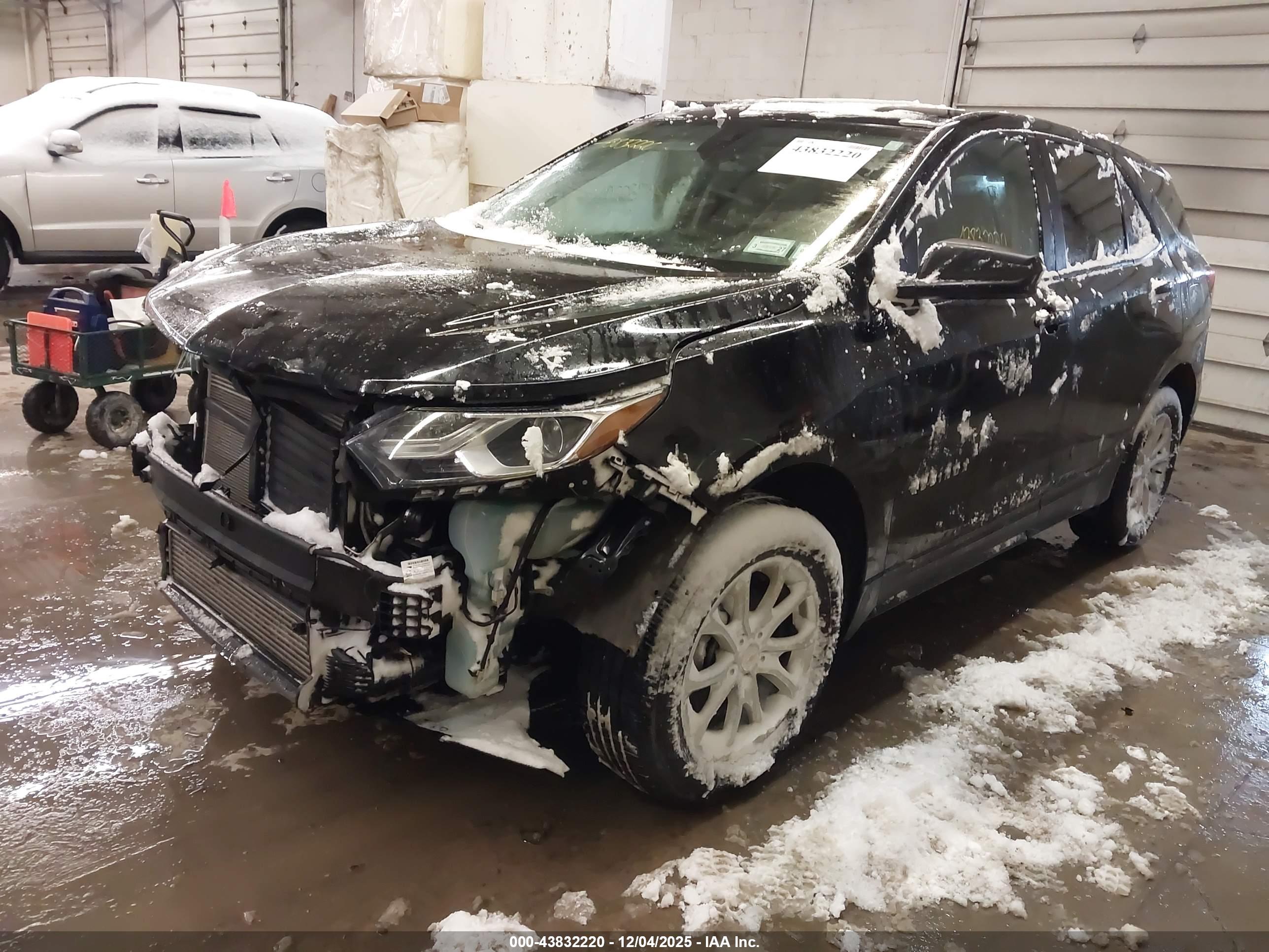 CHEVROLET EQUINOX image 2