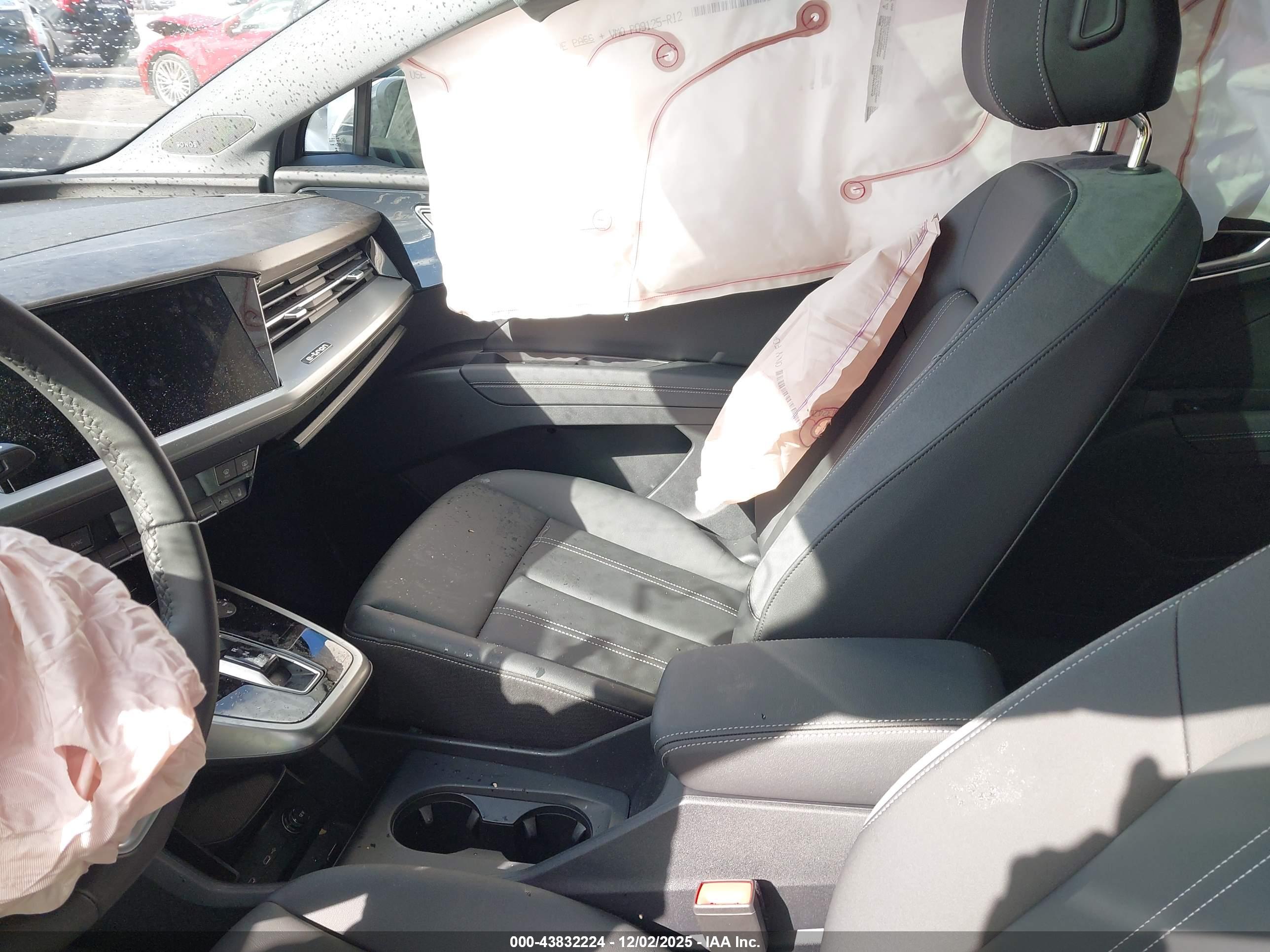 AUDI Q4 image 5