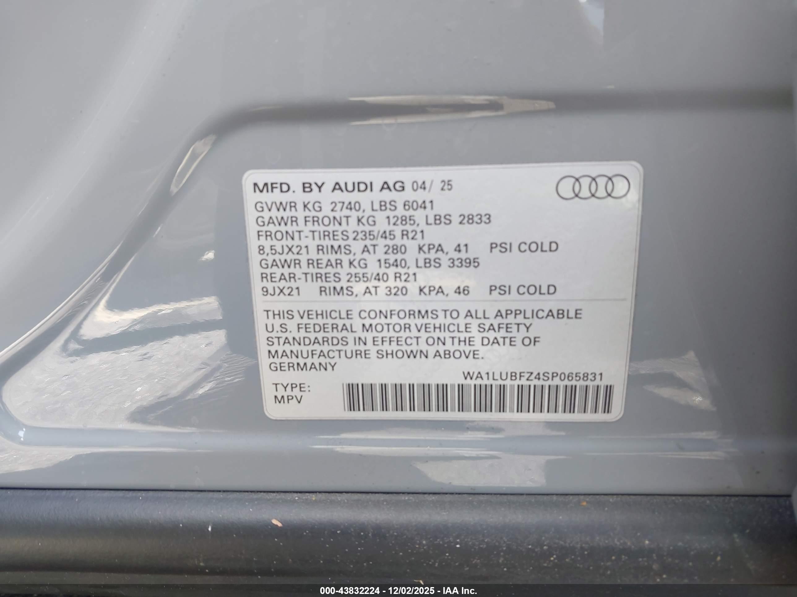 AUDI Q4 image 9