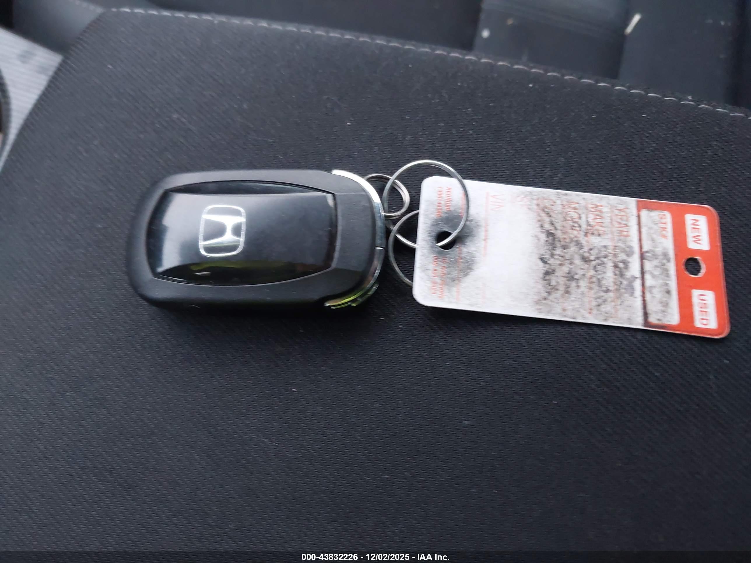 HONDA CIVIC image 11