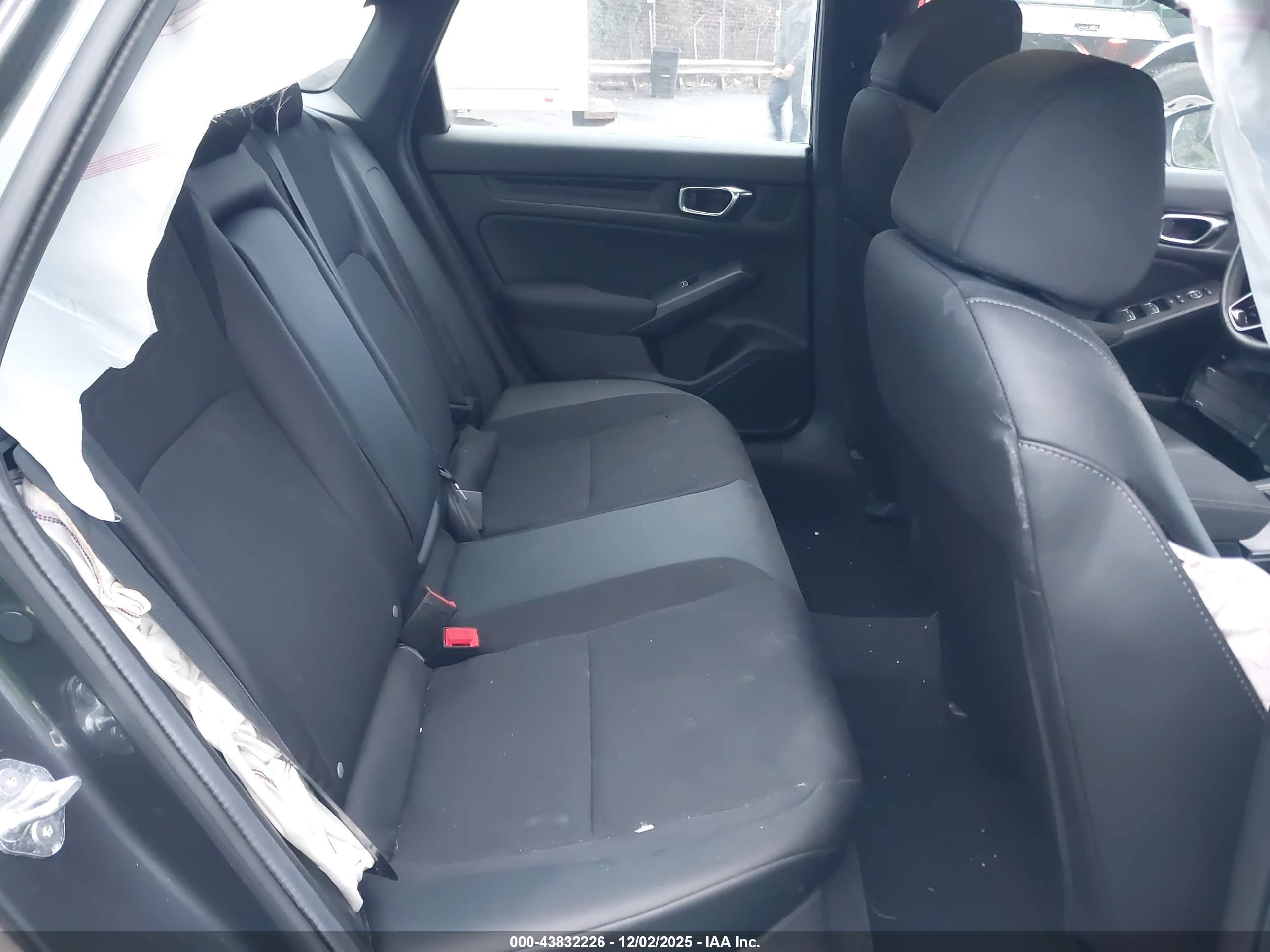 HONDA CIVIC image 8