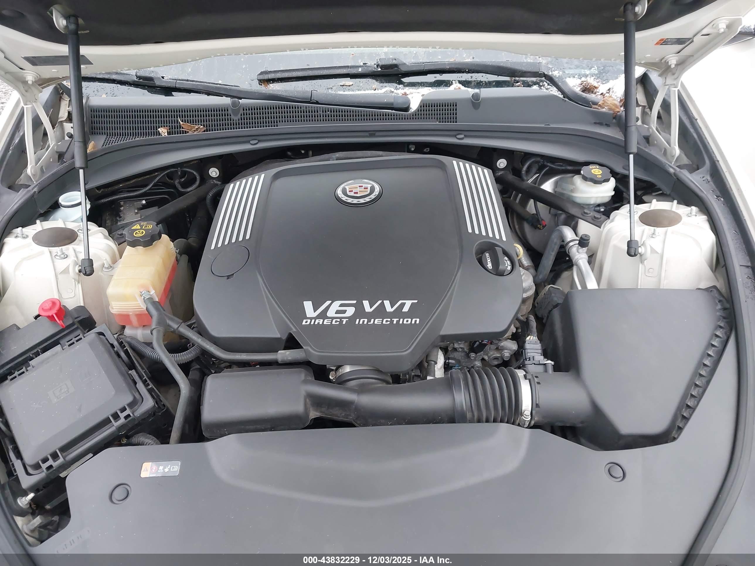 CADILLAC CTS image 10