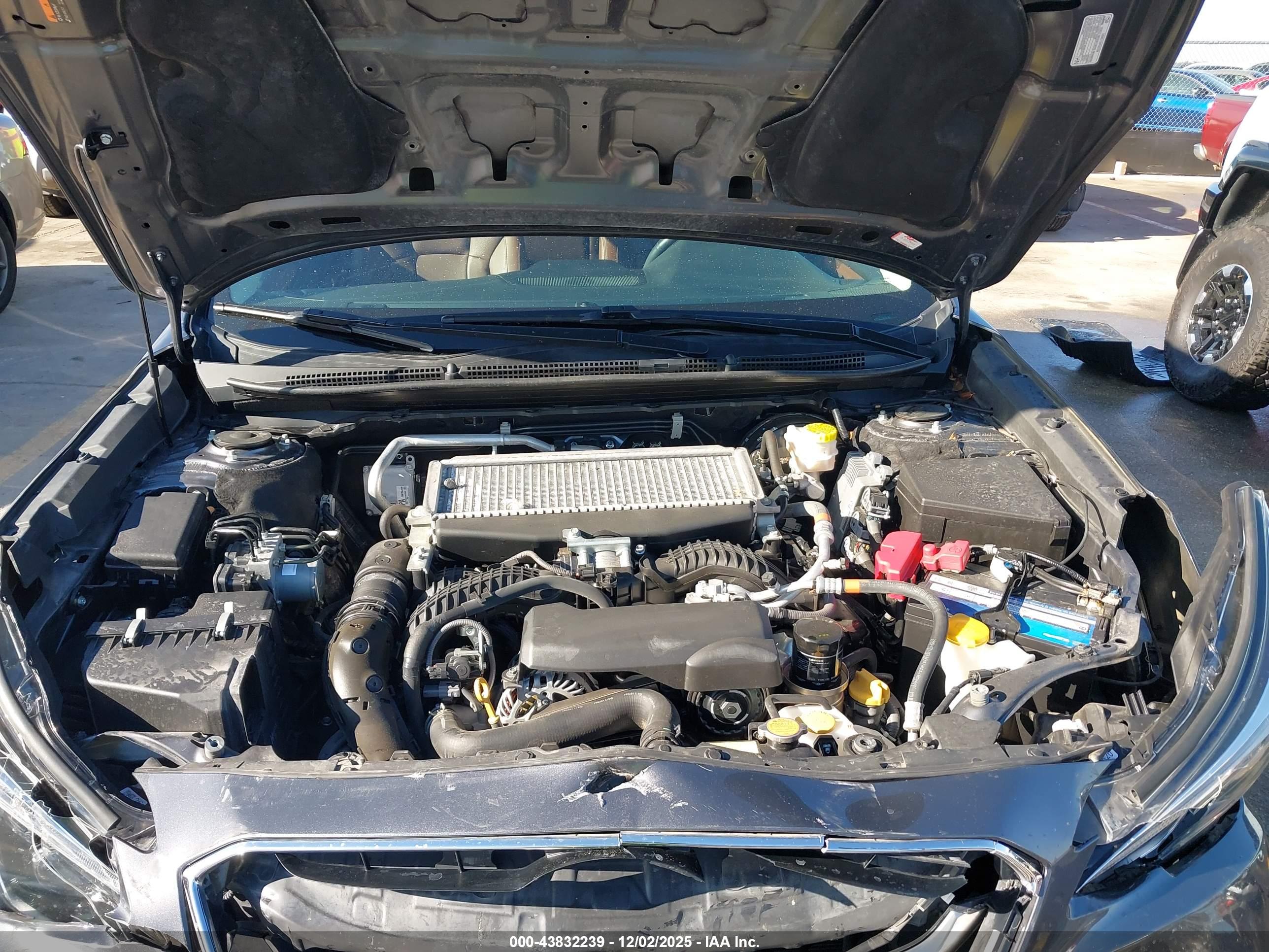 SUBARU OUTBACK image 10