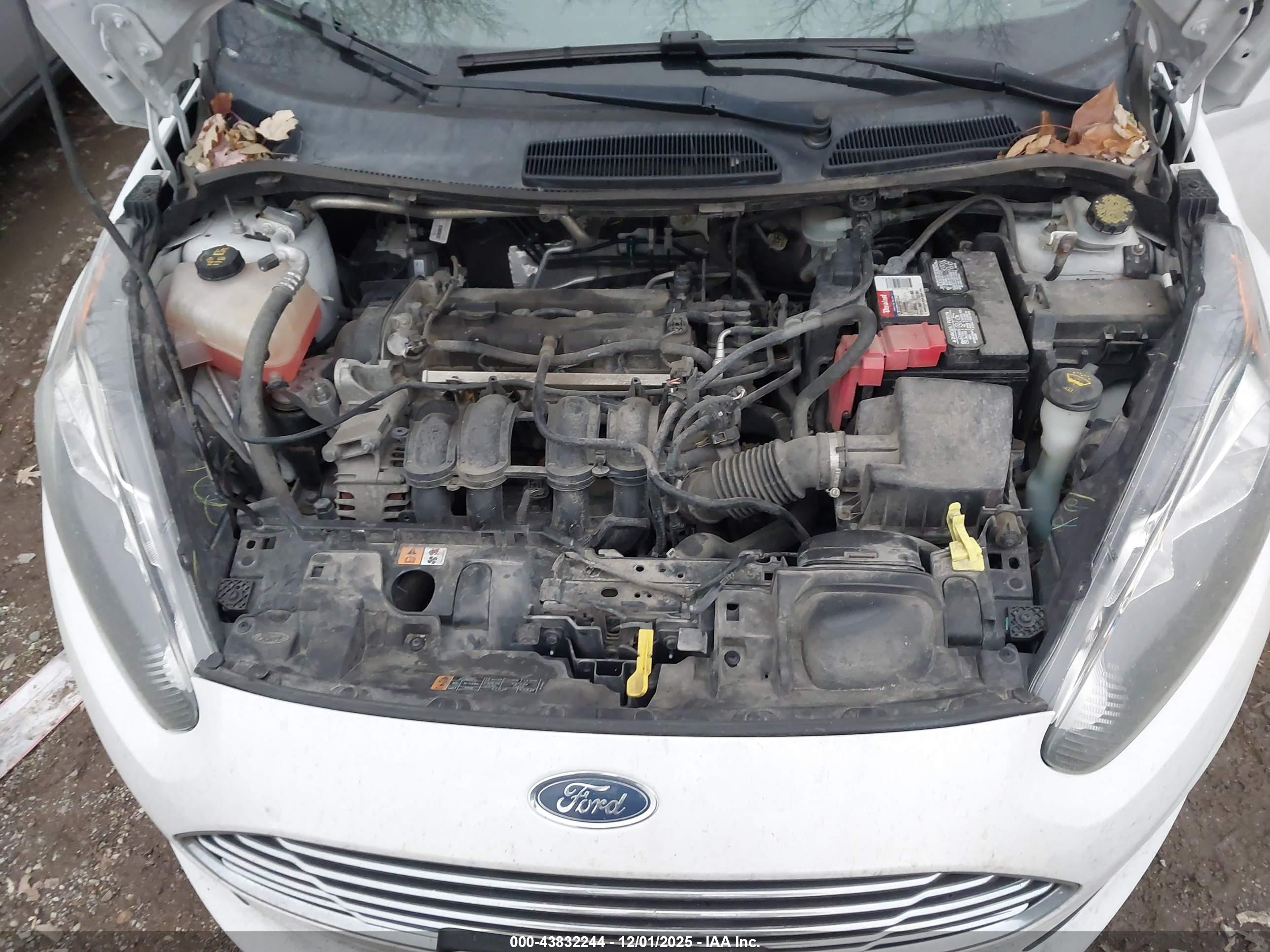 FORD FIESTA image 10
