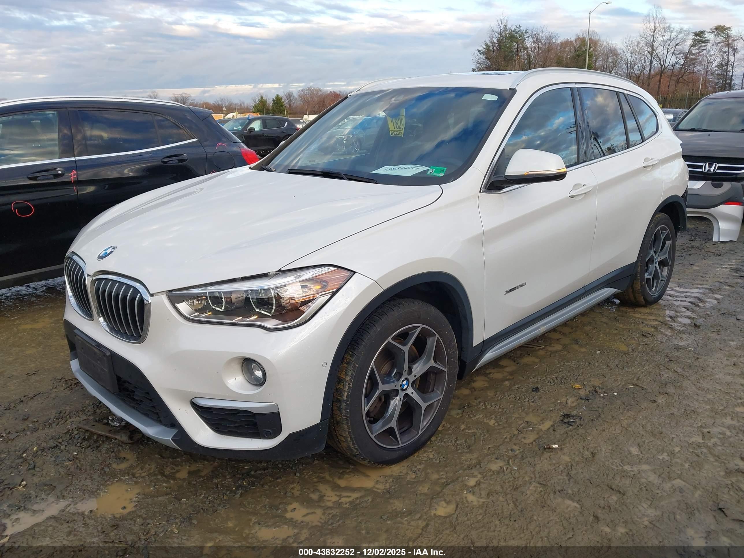 BMW X1 image 2