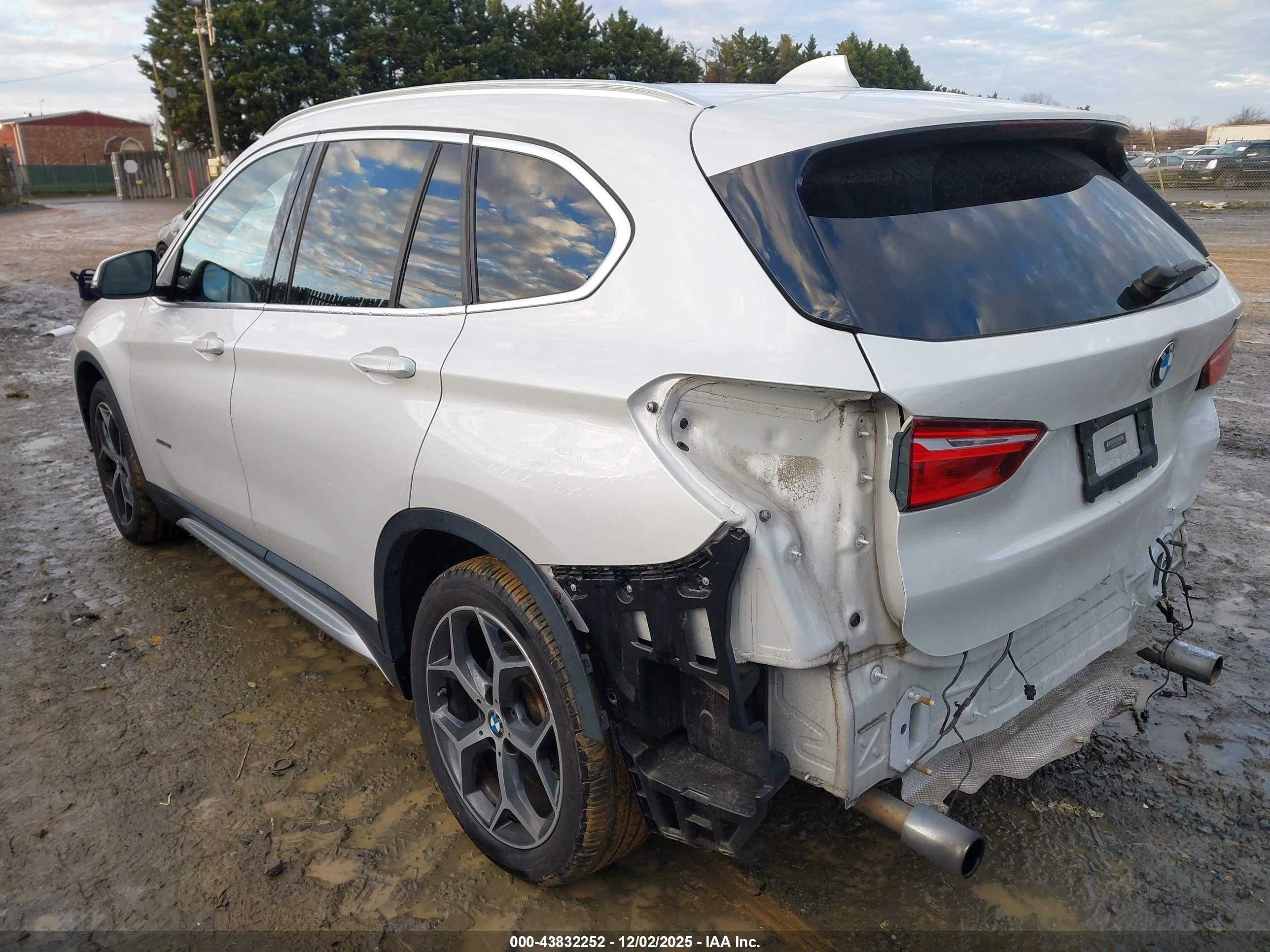 BMW X1 image 3