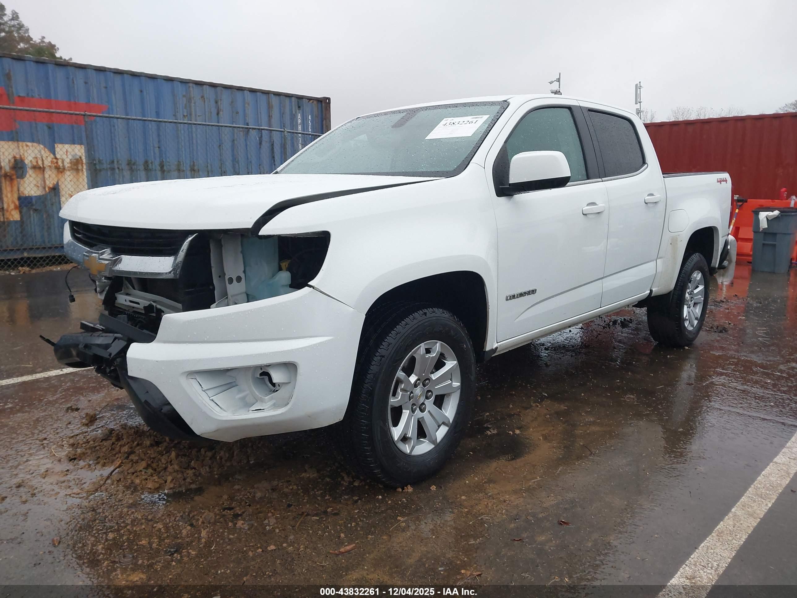 CHEVROLET COLORADO image 2