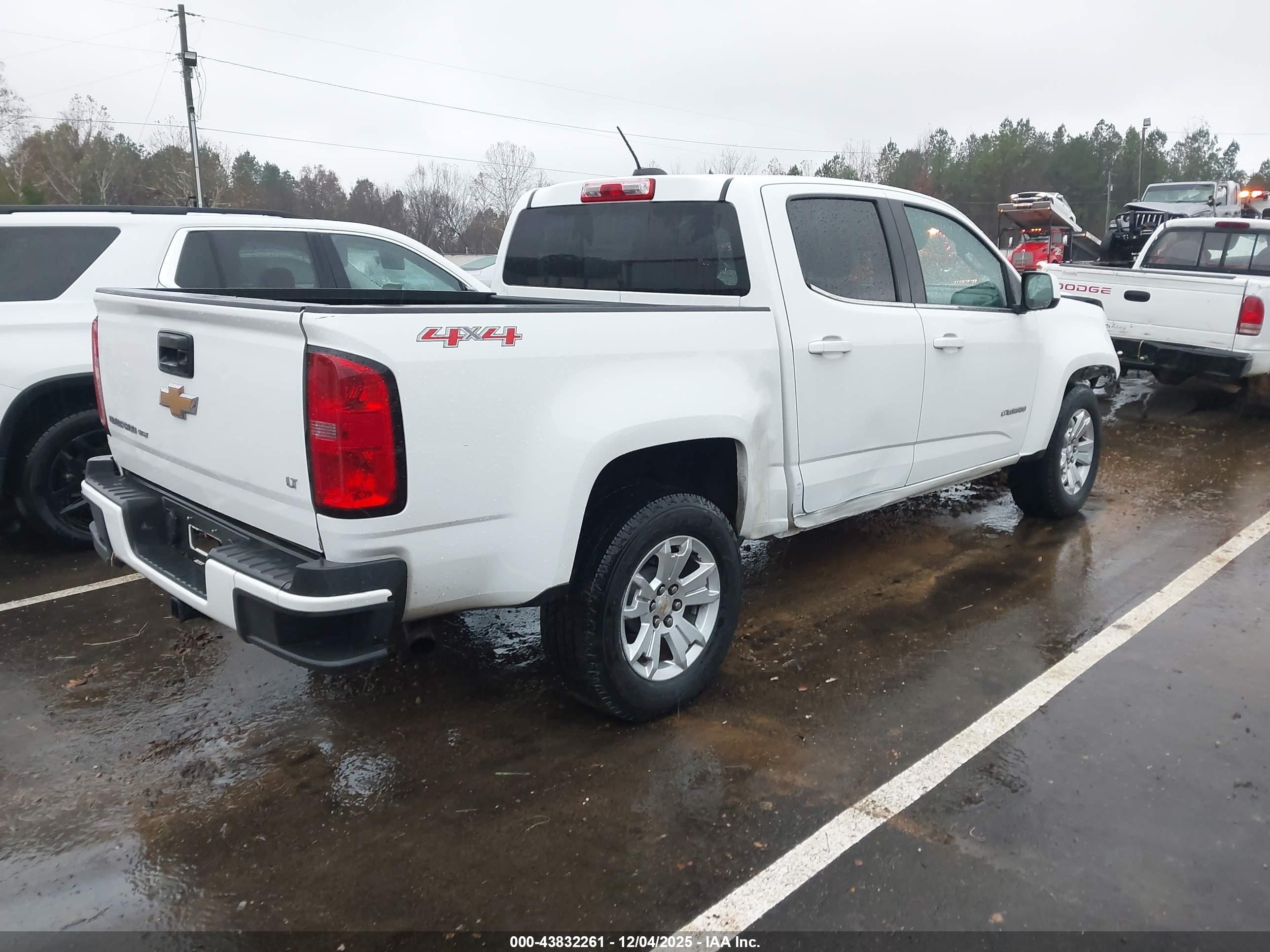 CHEVROLET COLORADO image 4