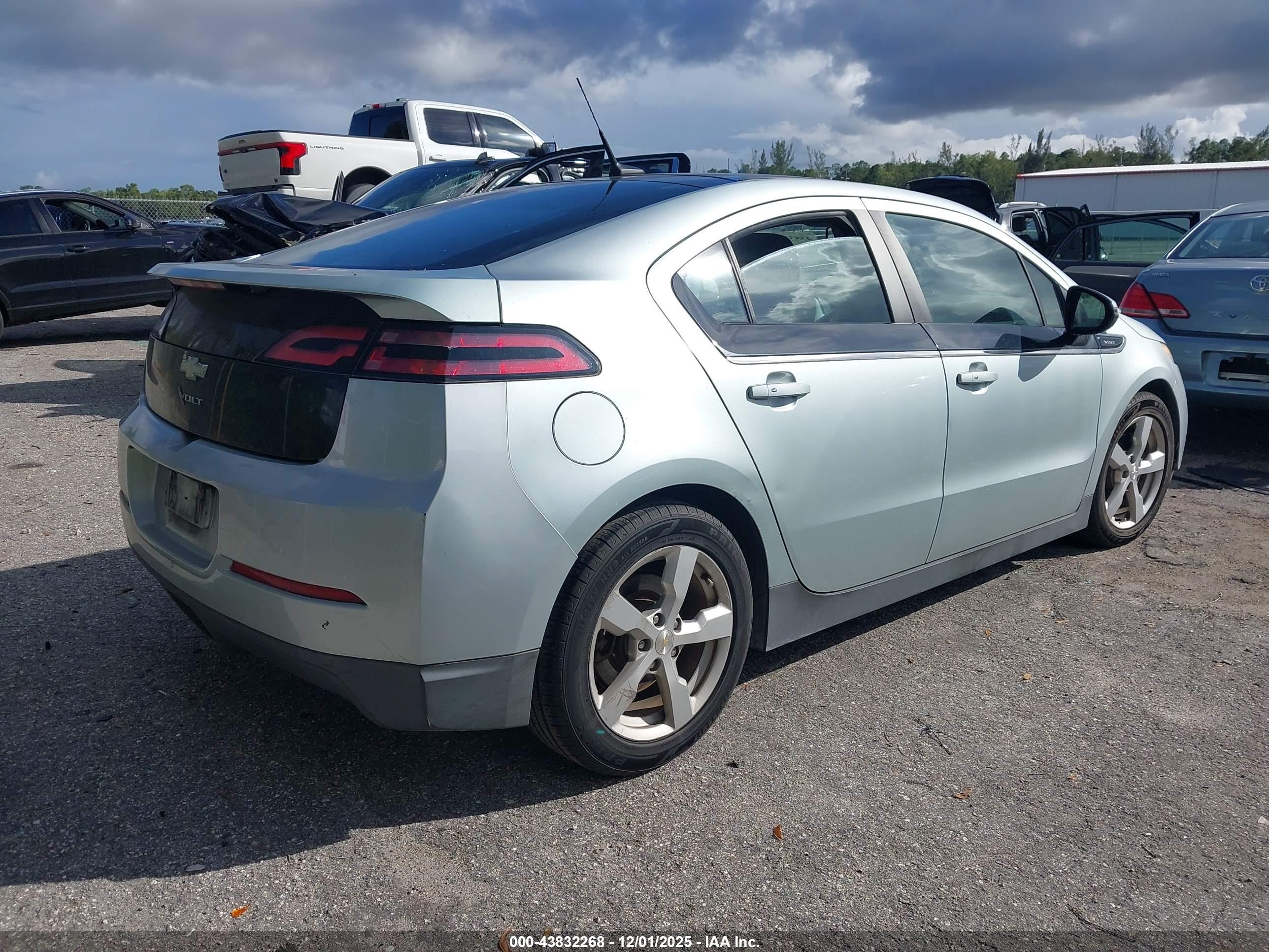 CHEVROLET VOLT image 4