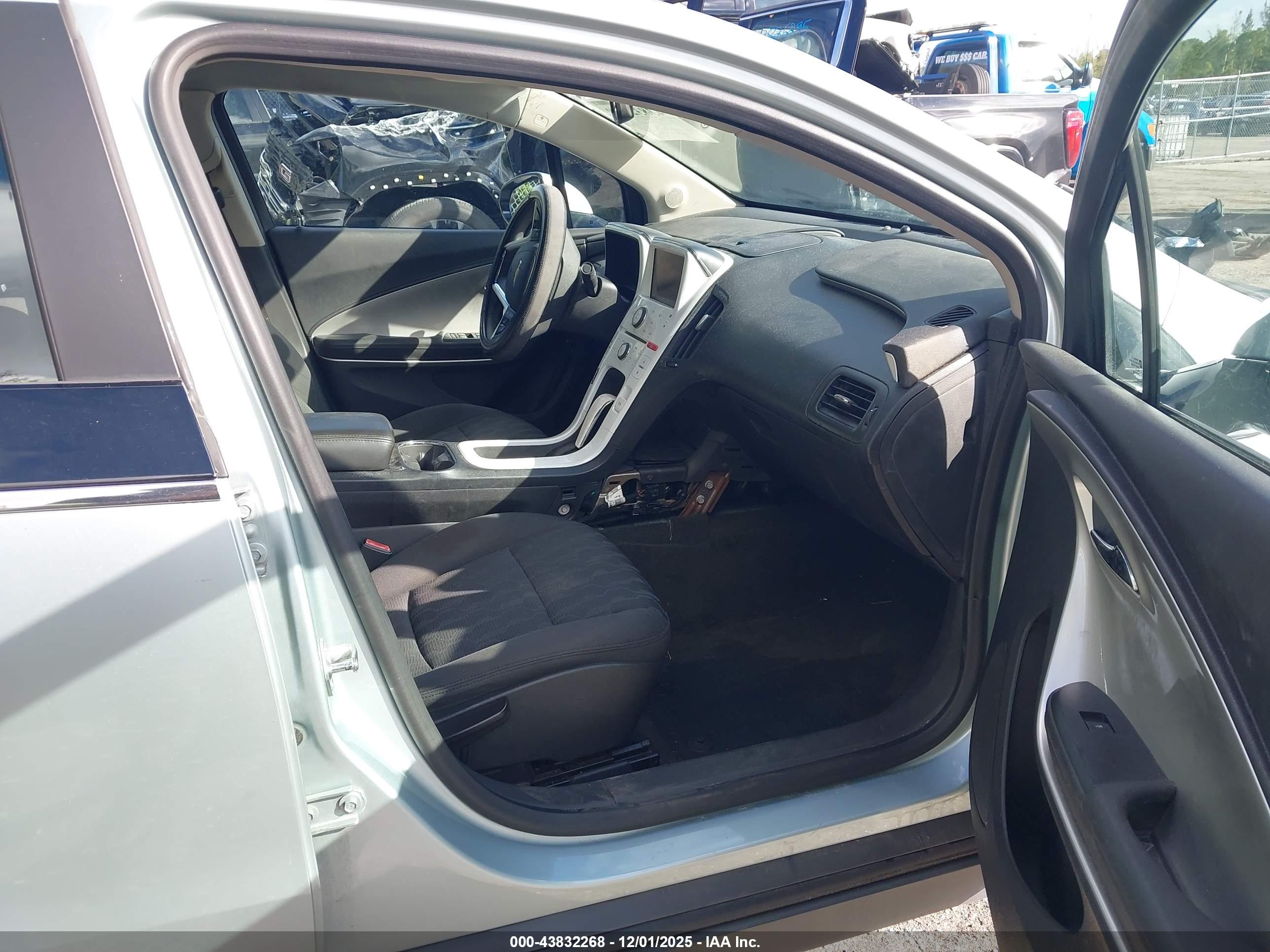 CHEVROLET VOLT image 5